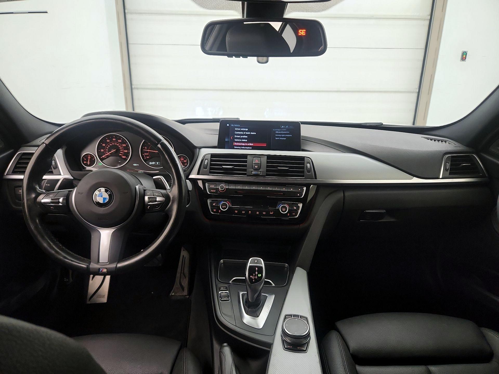 Thumbnail: 2018 BMW 3 Series - 9