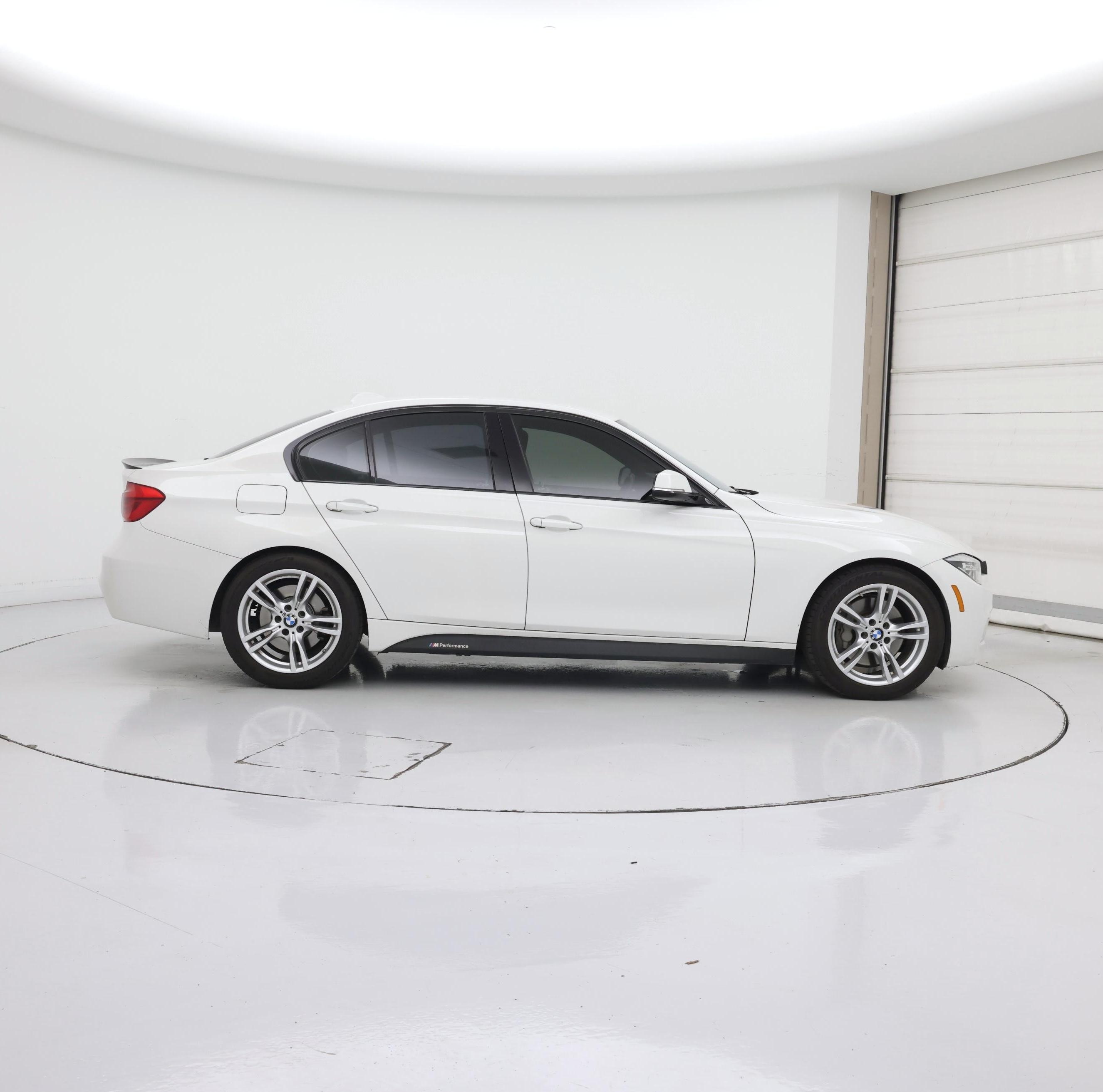 Thumbnail: 2018 BMW 3 Series - 7