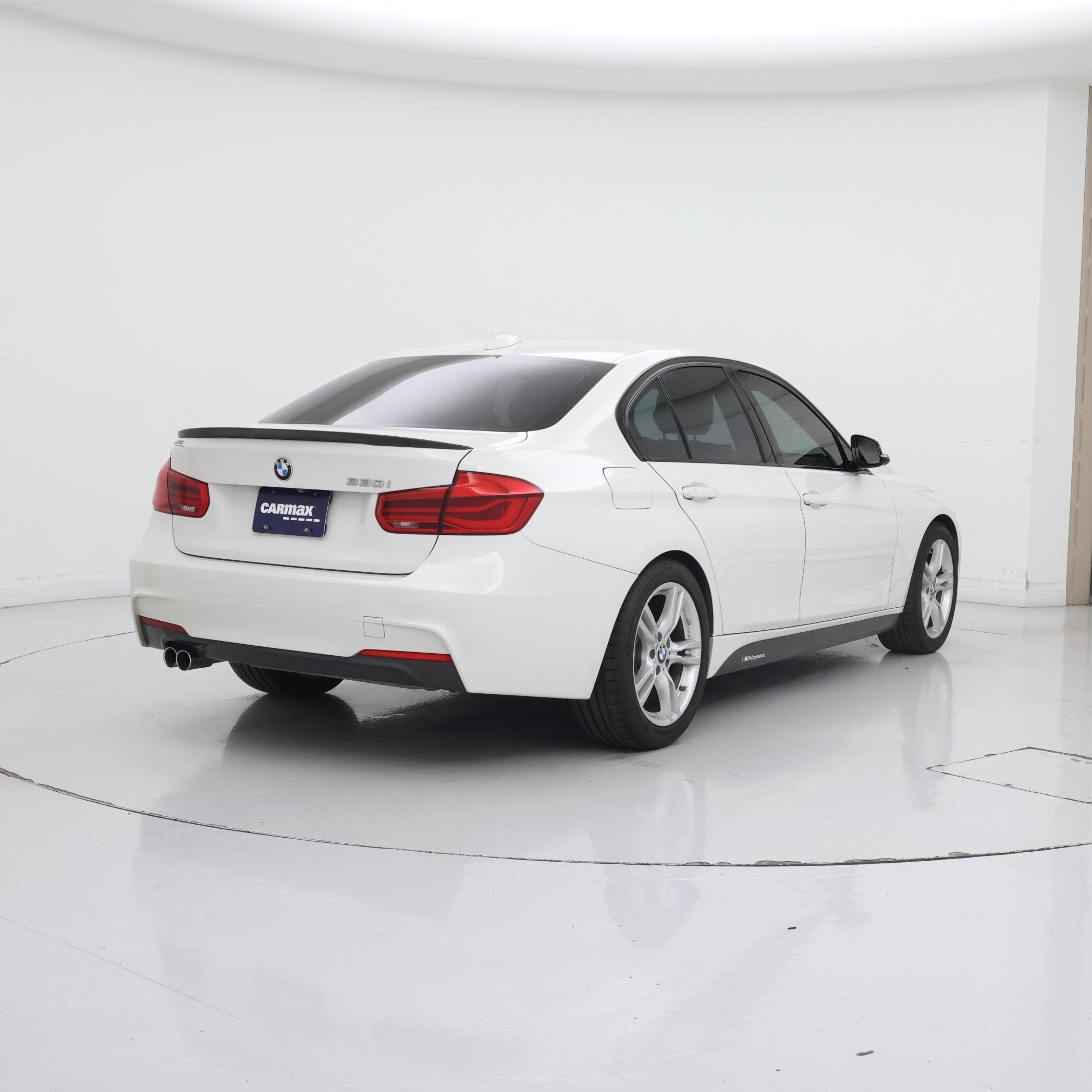Thumbnail: 2018 BMW 3 Series - 8