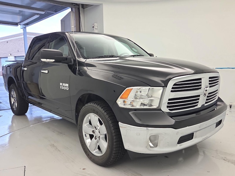 2016 Ram 1500 SLT