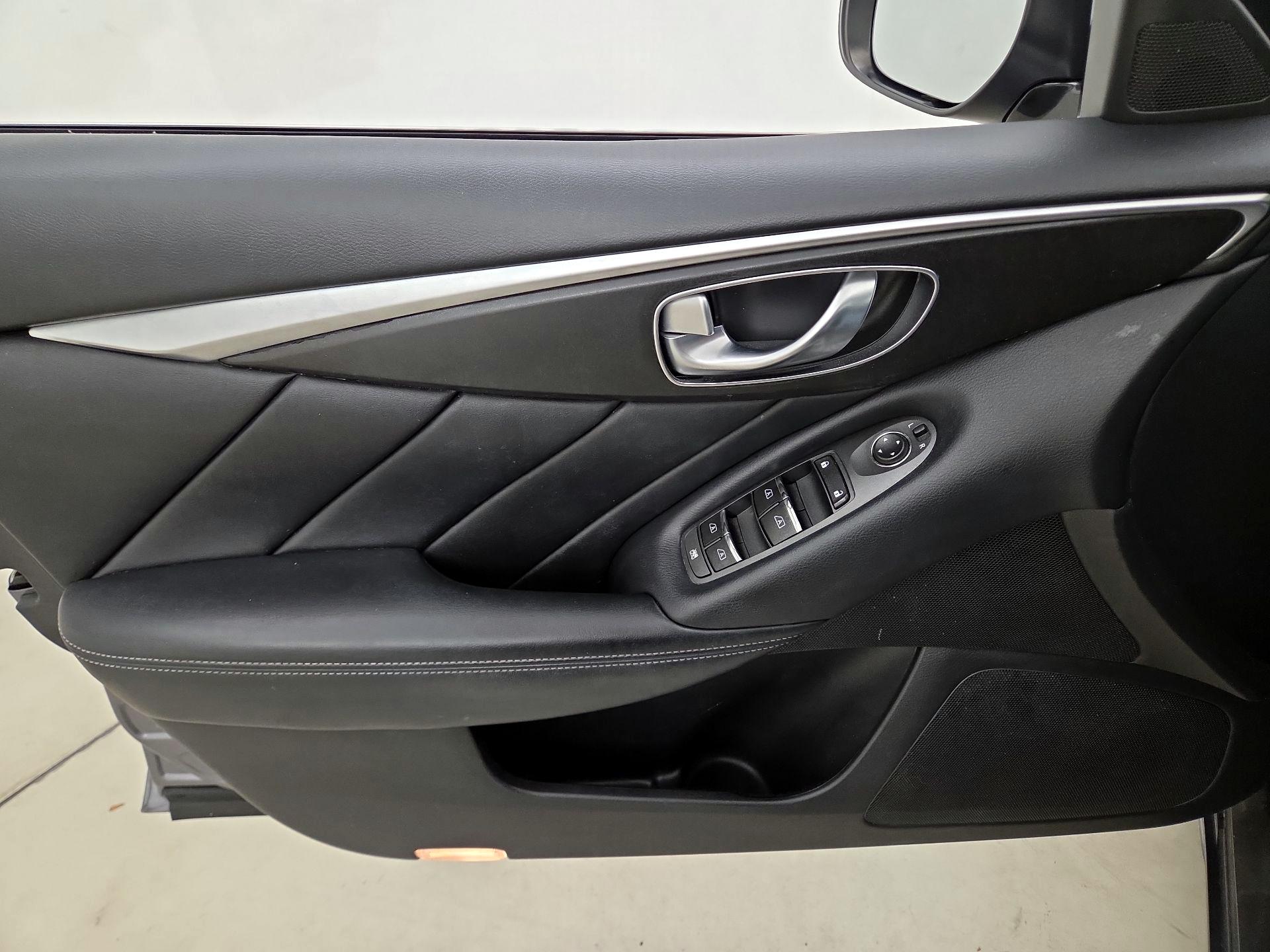 Thumbnail: 2019 INFINITI Q50 - 12