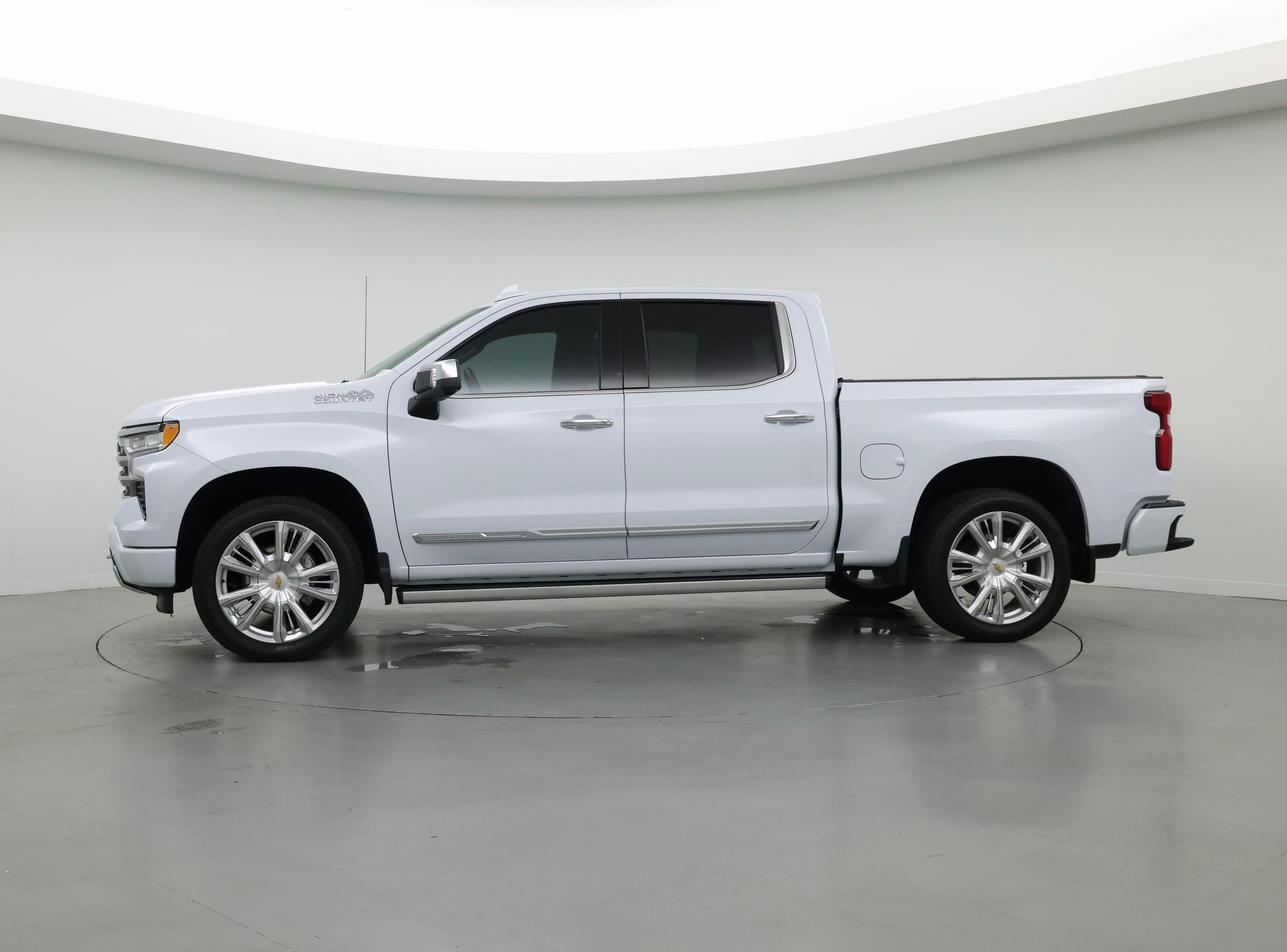 Thumbnail: 2026 Chevrolet Silverado 1500 - 3