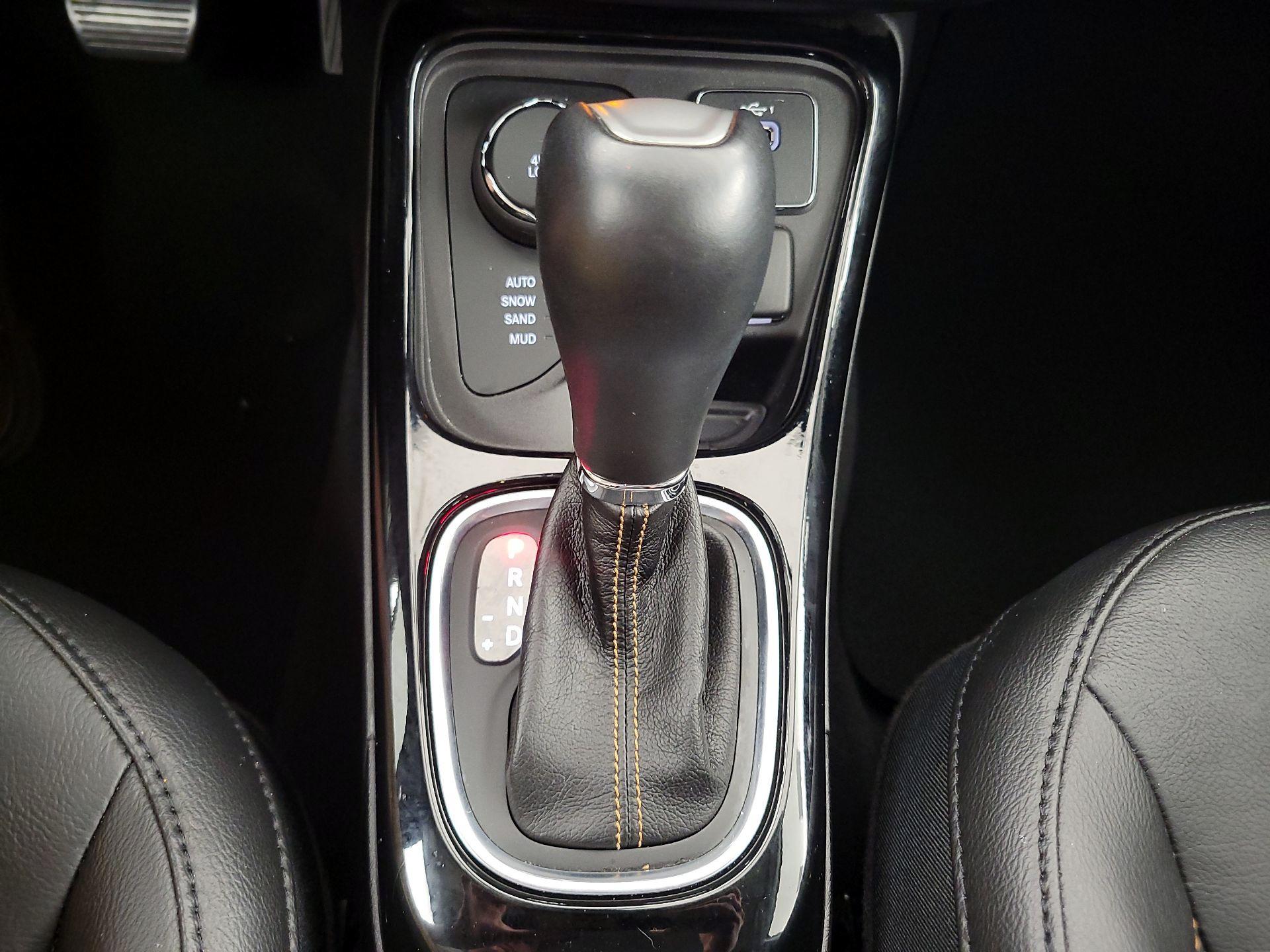 Thumbnail: 2019 Jeep Compass - 17