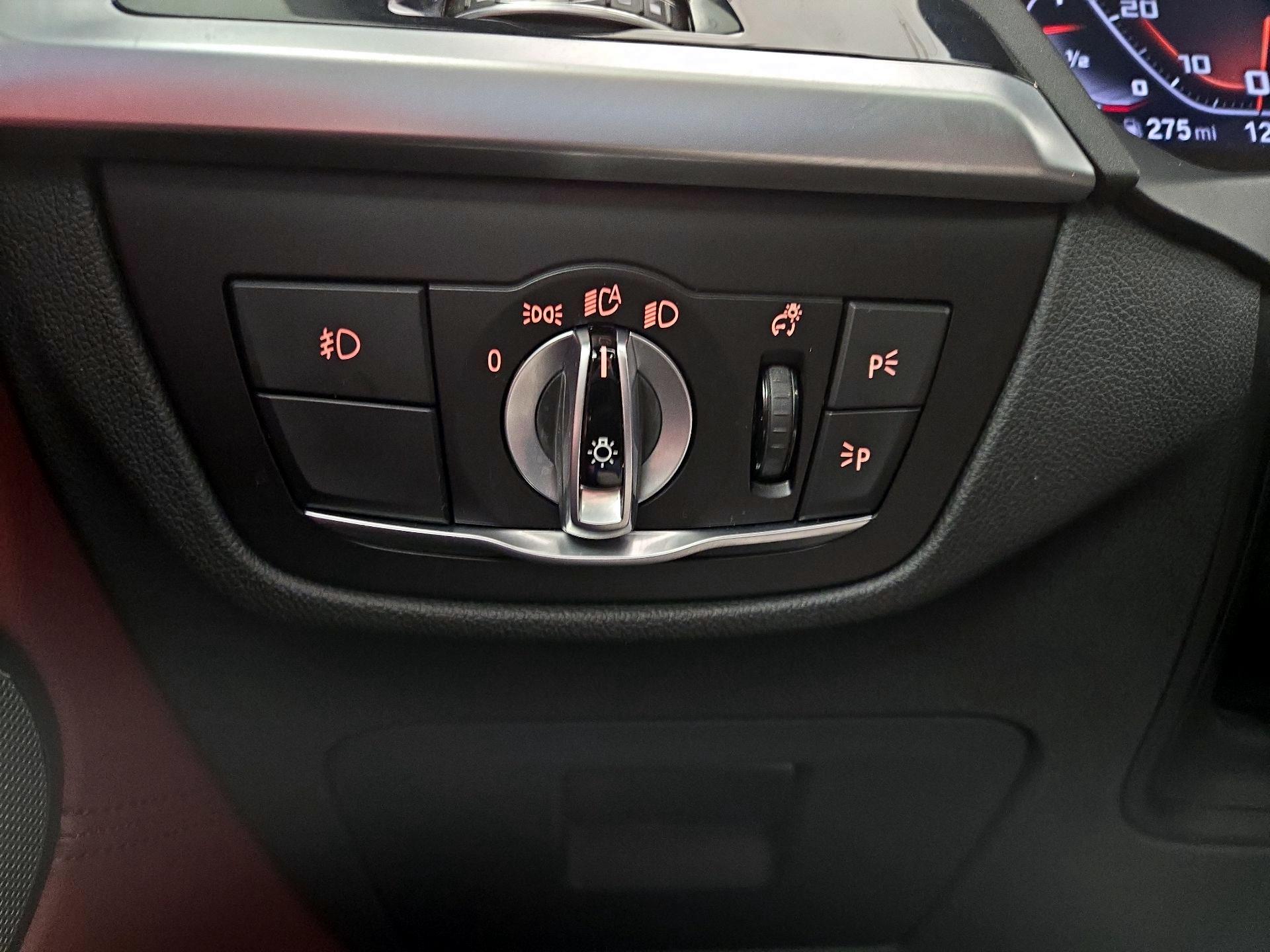 Thumbnail: 2021 BMW X4 - 13