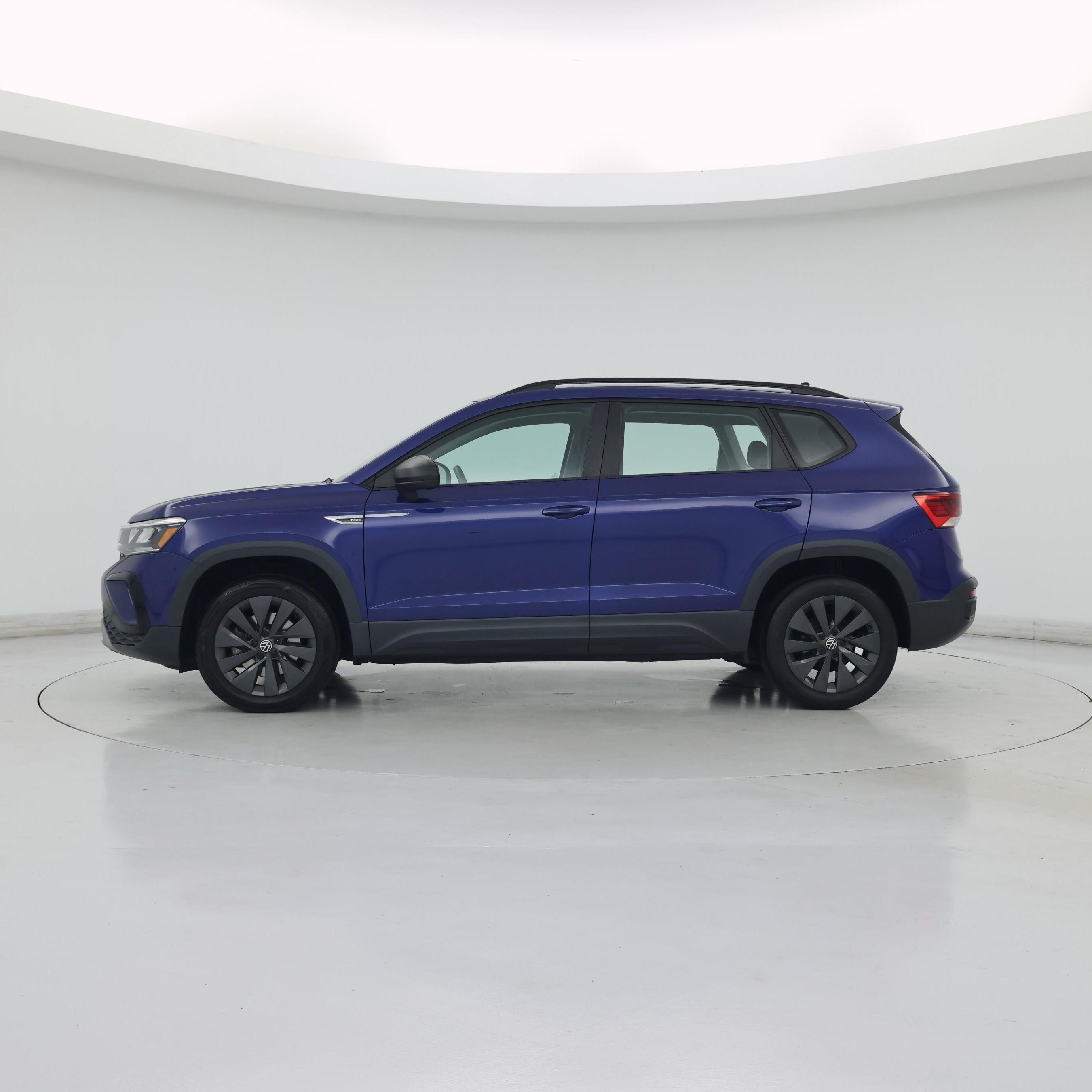 Thumbnail: 2023 Volkswagen Taos - 3