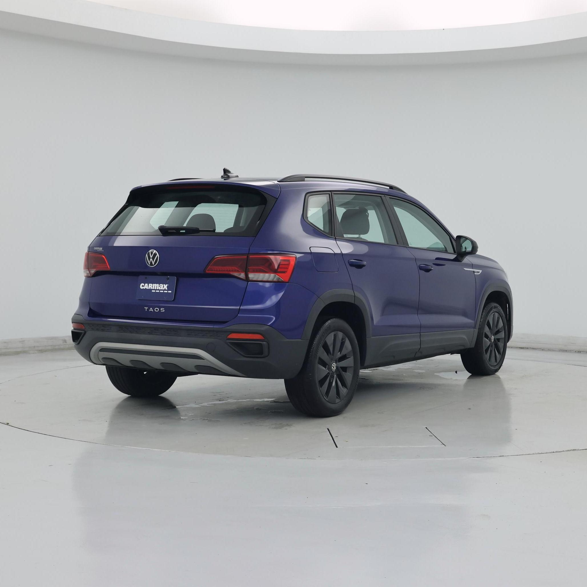 Thumbnail: 2023 Volkswagen Taos - 8