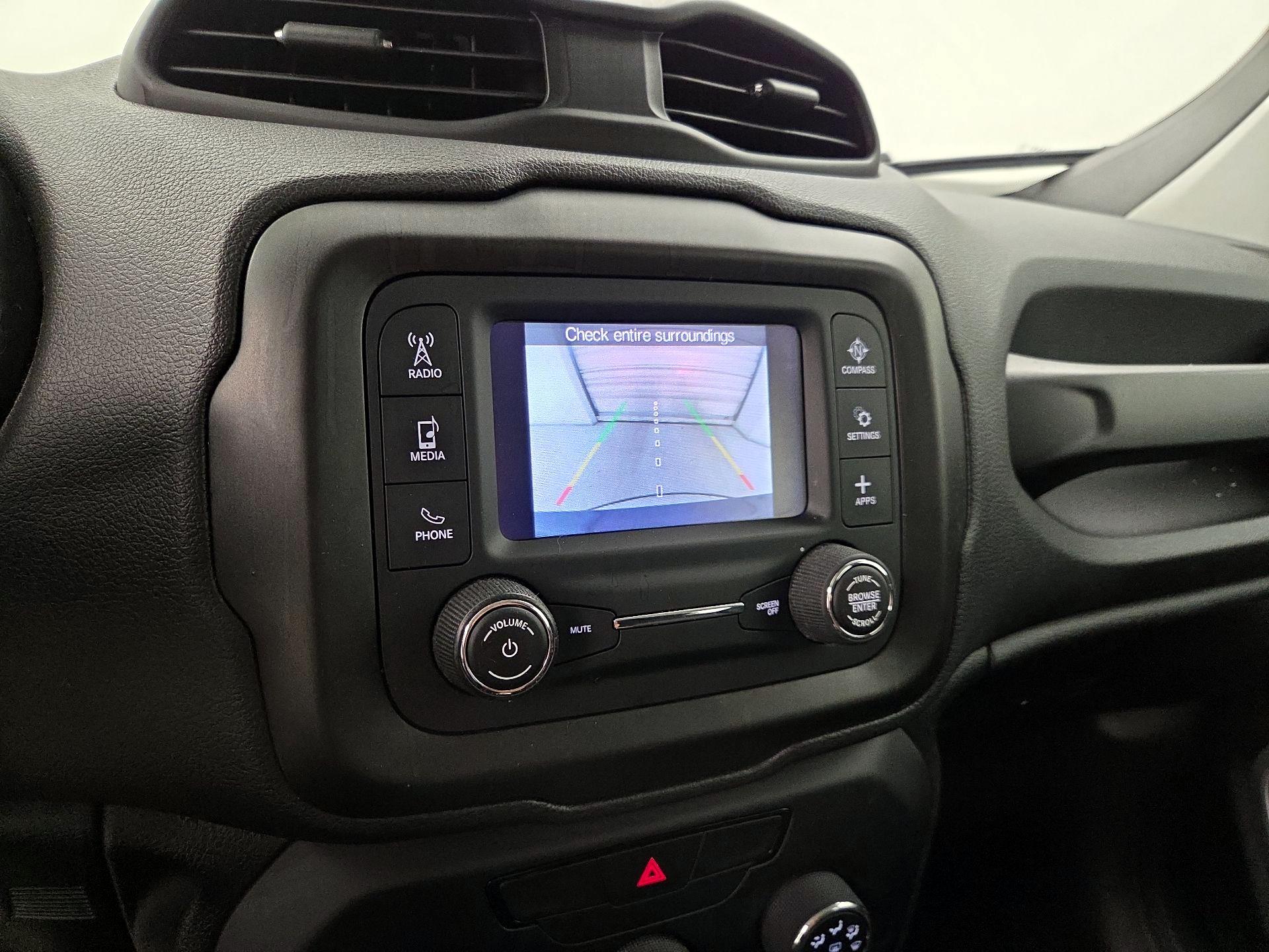Thumbnail: 2020 Jeep Renegade - 14