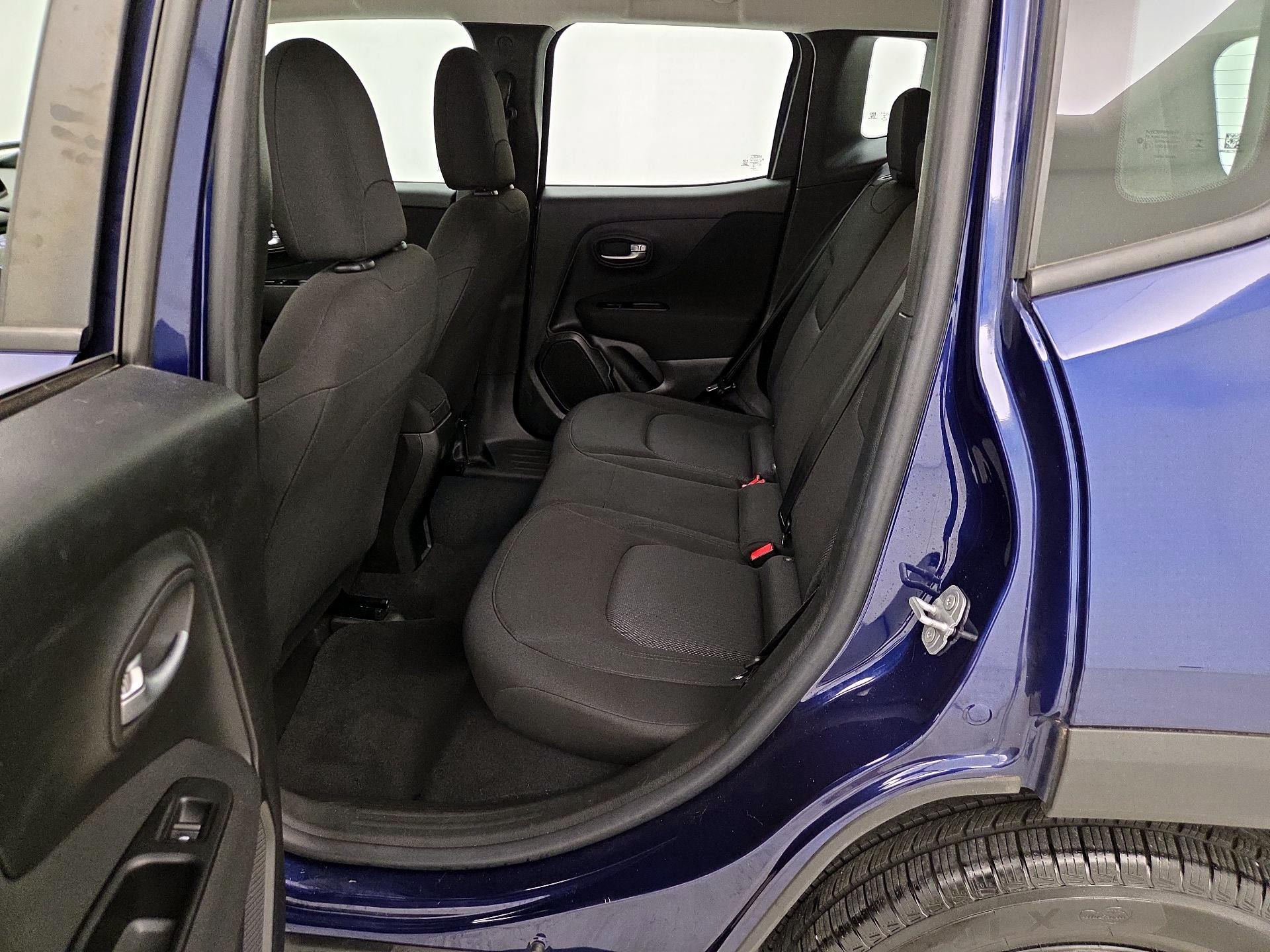 Thumbnail: 2020 Jeep Renegade - 19