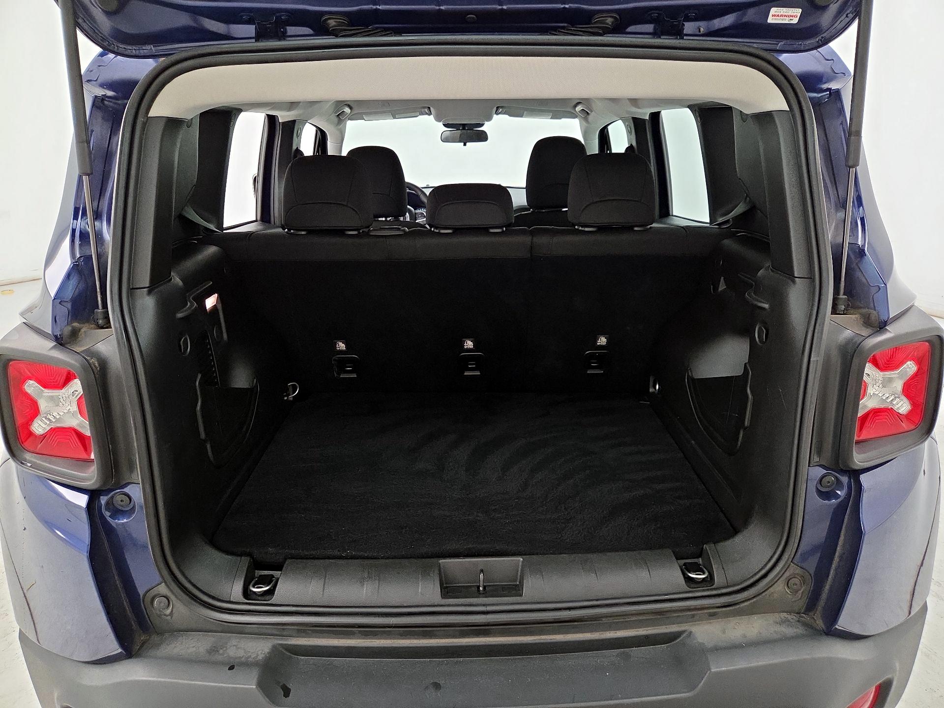 Thumbnail: 2020 Jeep Renegade - 20