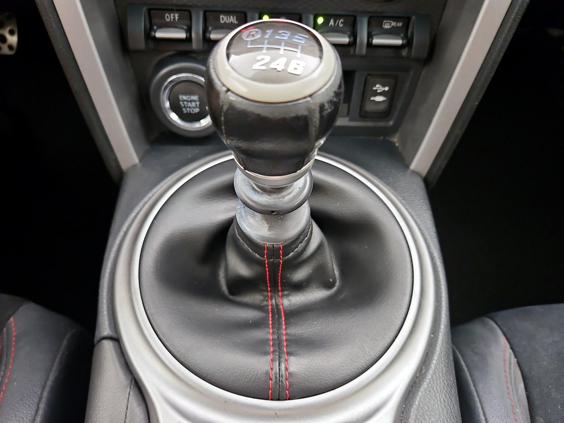 Thumbnail: 2015 Subaru BRZ - 18