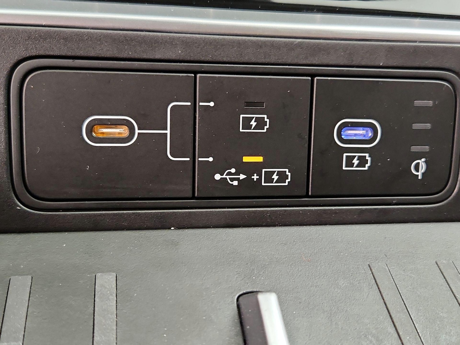 2024 Hyundai Santa Fe XRT - Photo 20