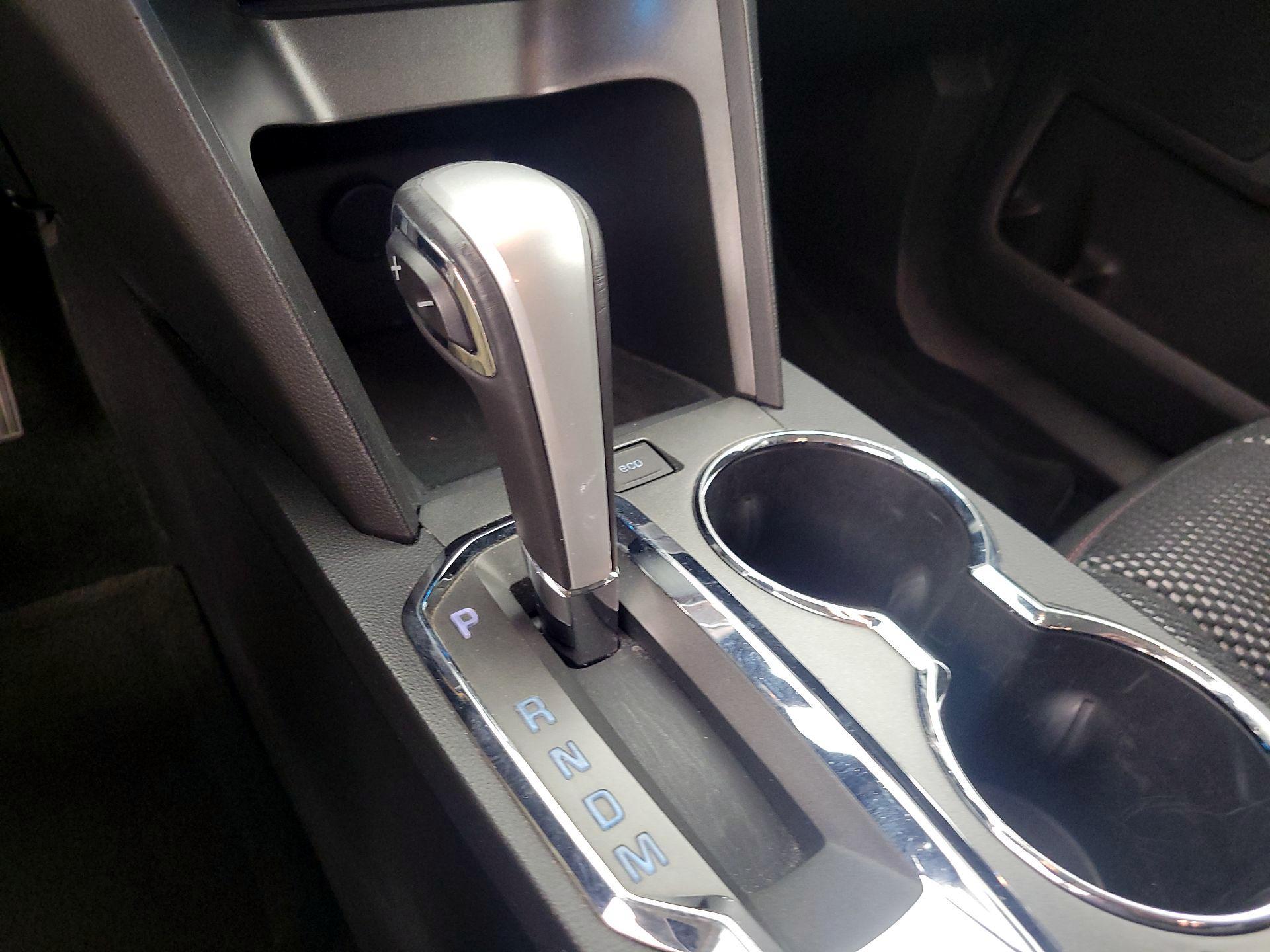 Thumbnail: 2015 Chevrolet Equinox - 16