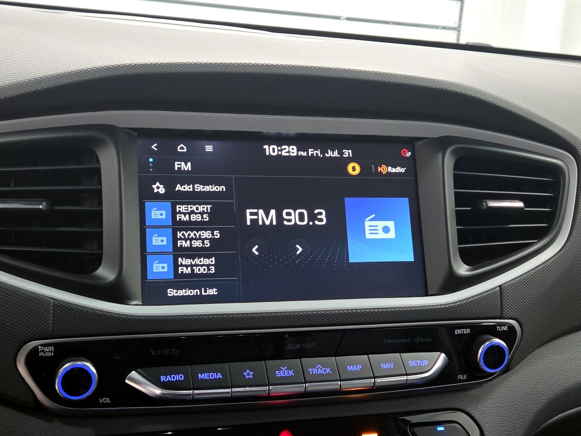 Thumbnail: 2019 Hyundai Ioniq - 13