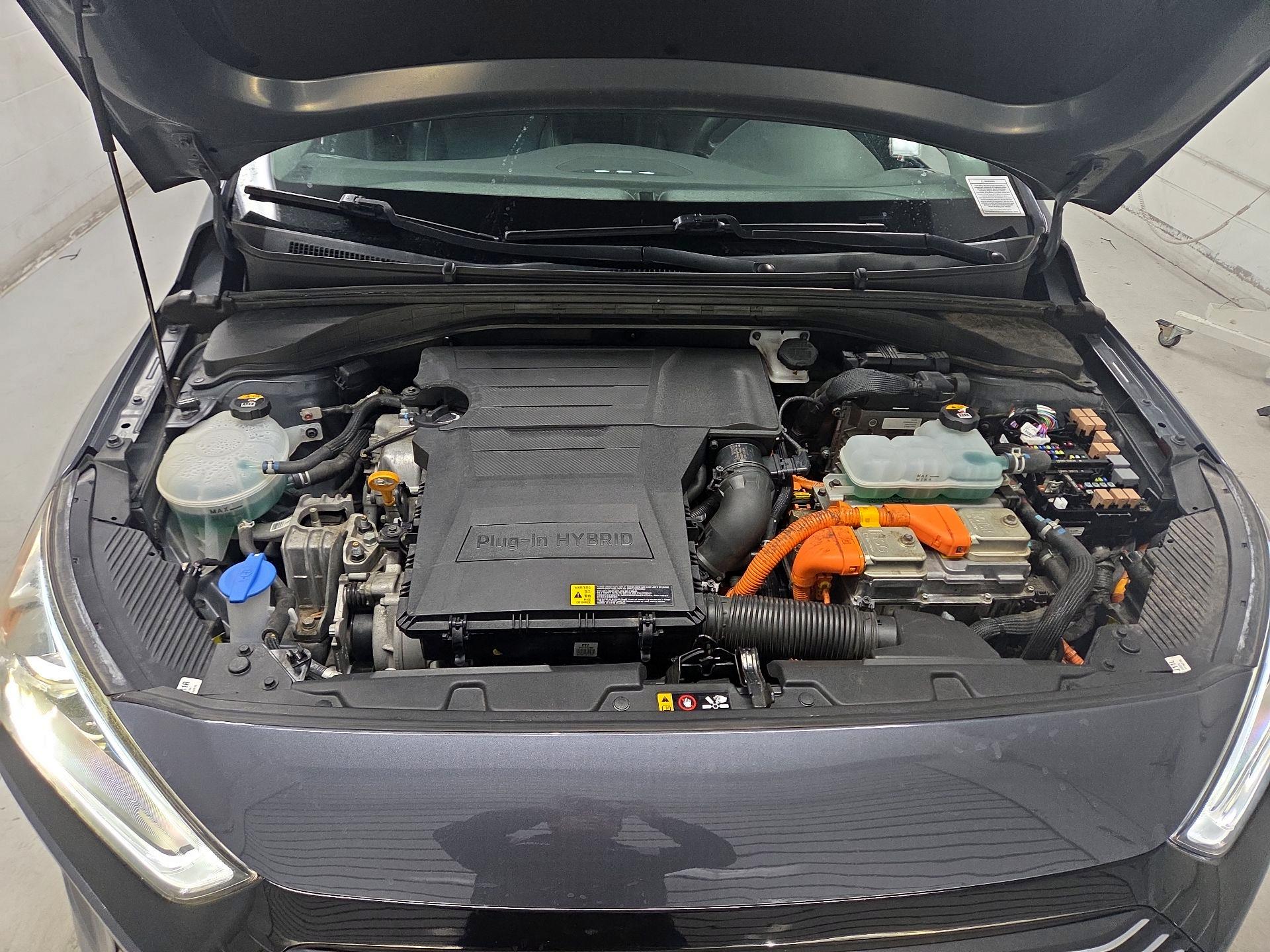 Thumbnail: 2019 Hyundai Ioniq - 17