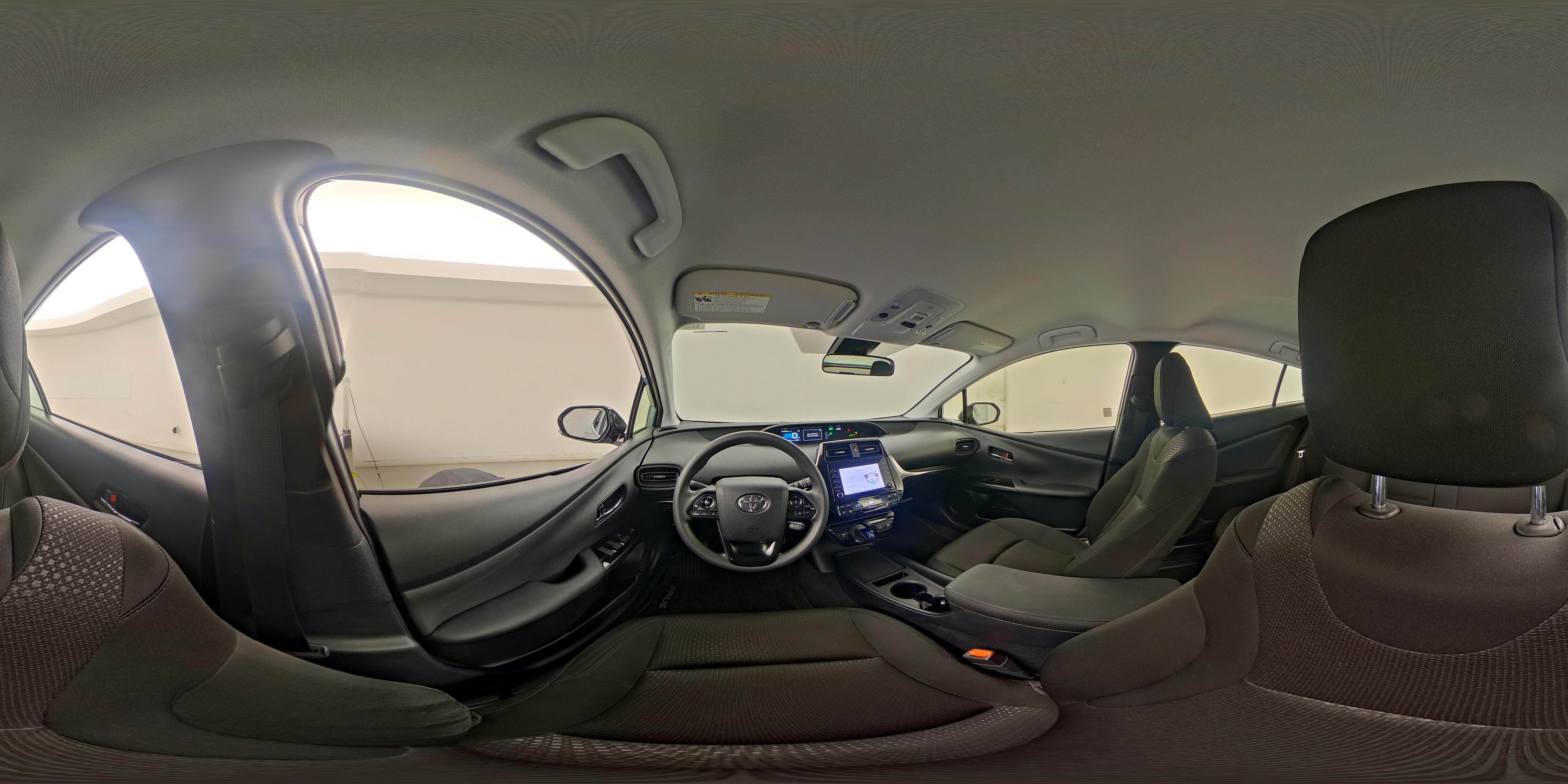 2020 Toyota Prius LE - Photo 27