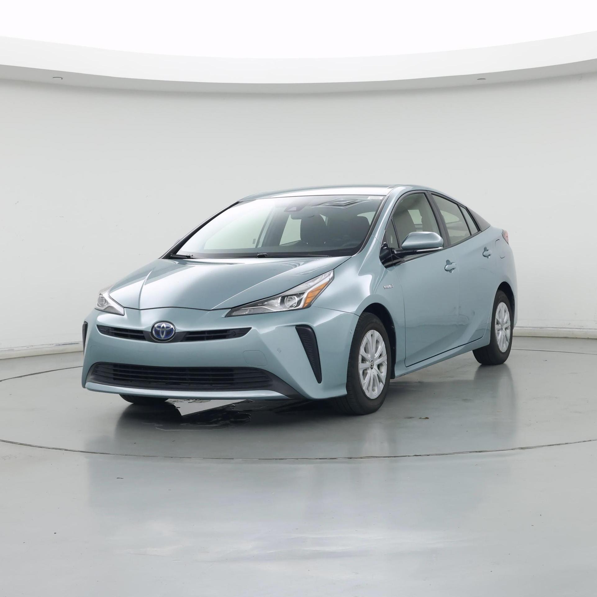 Thumbnail: 2020 Toyota Prius - 4