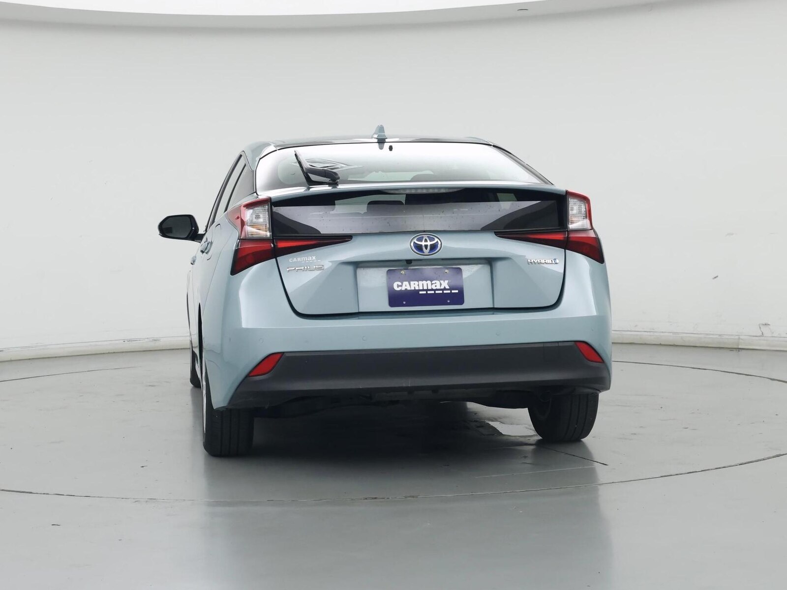 2020 Toyota Prius LE - Photo 7