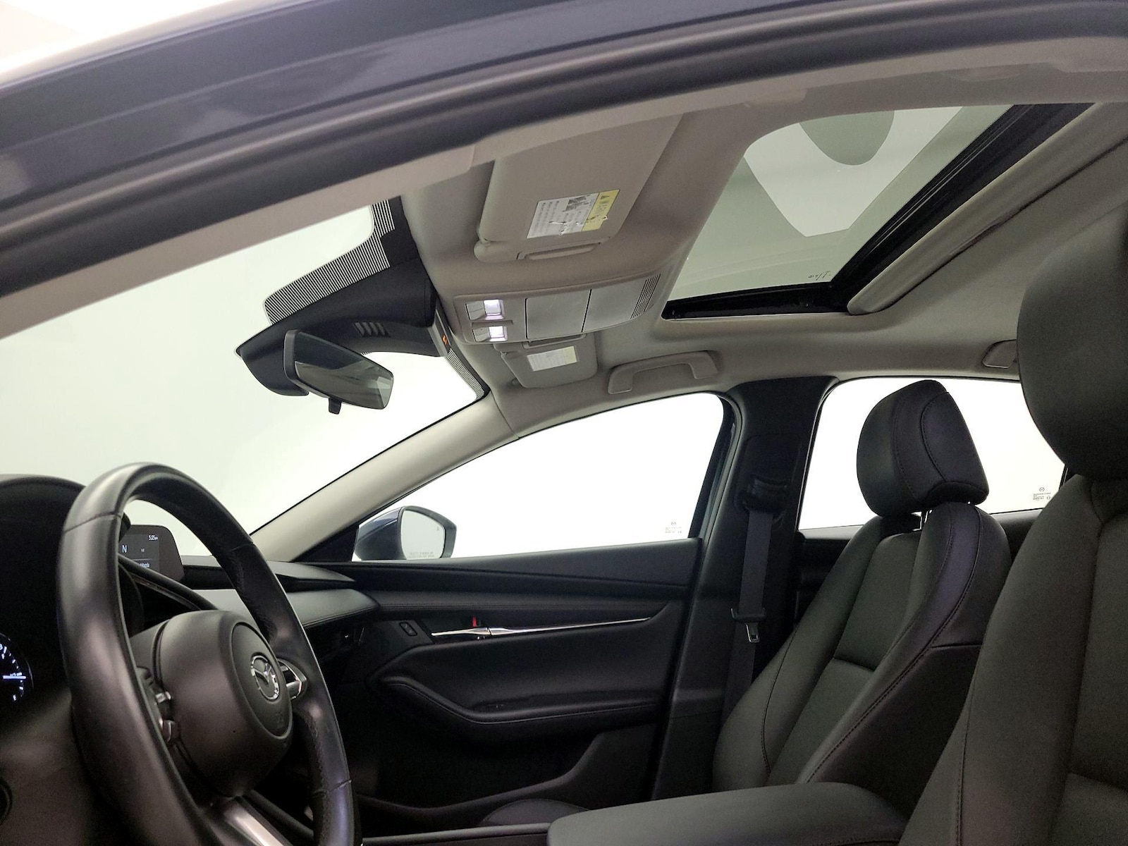 Sunroof(s) & Overhead Airbags