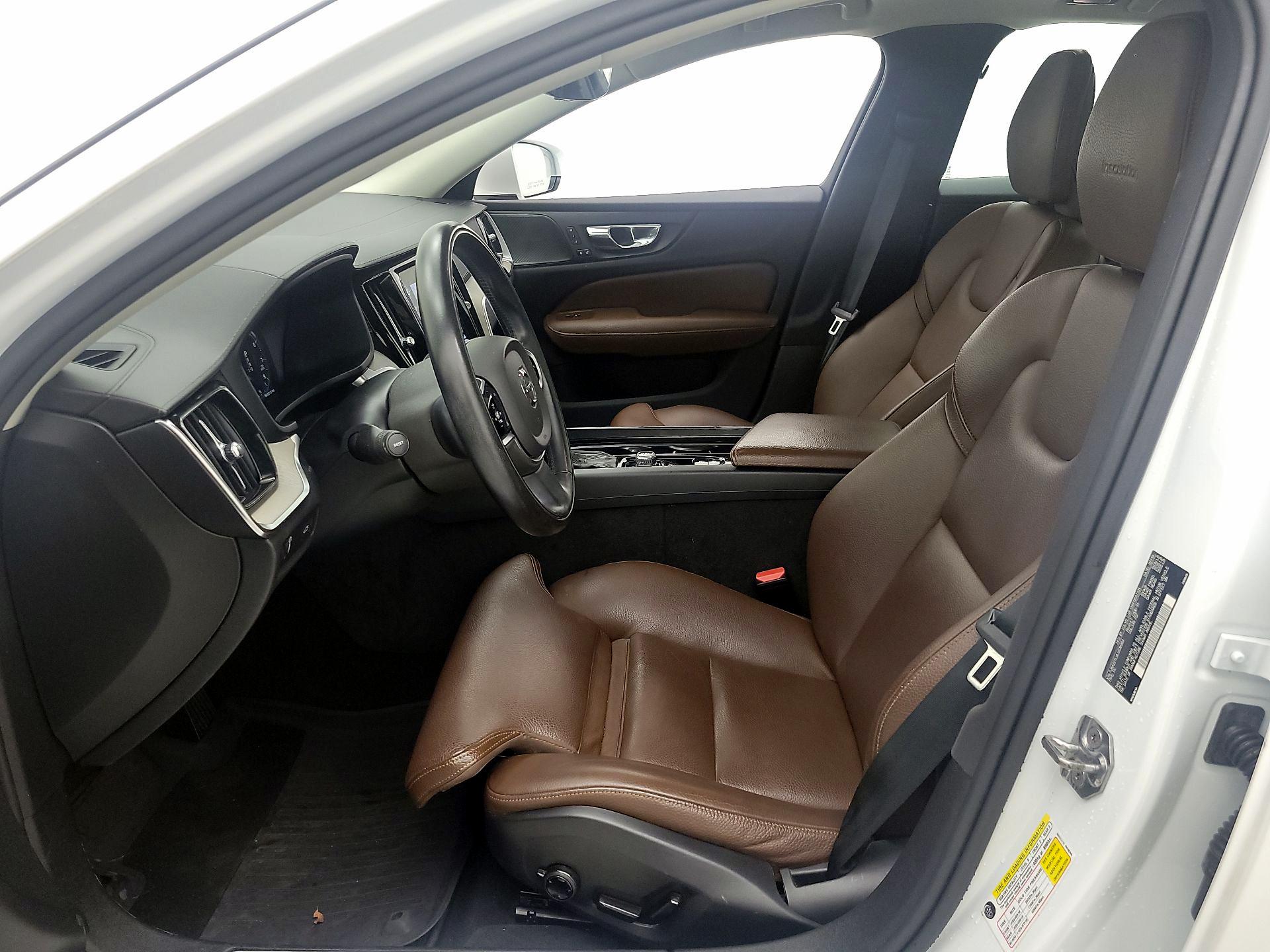 Thumbnail: 2020 Volvo S60 - 11
