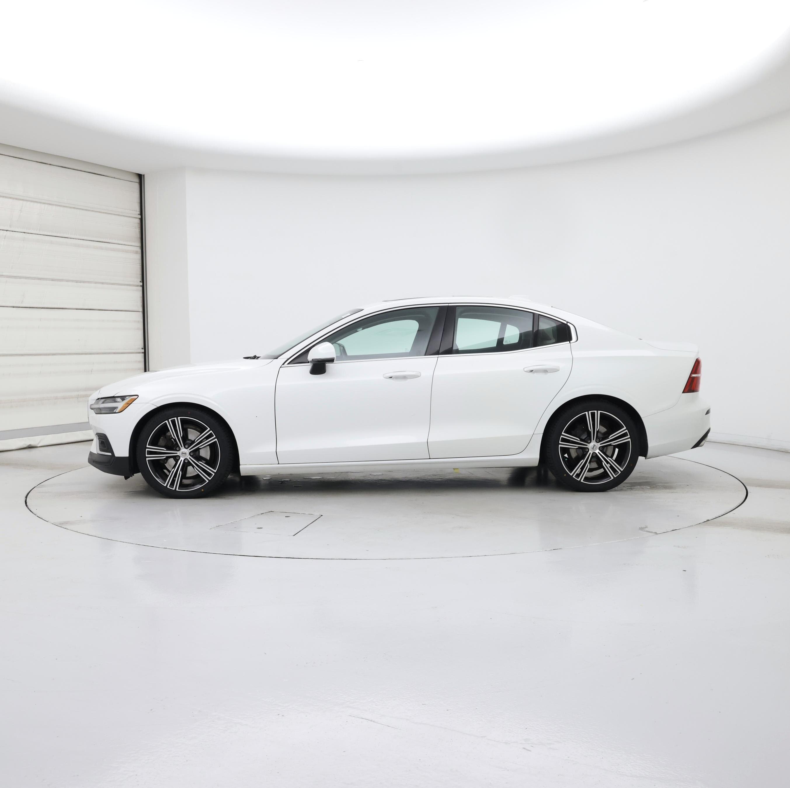 Thumbnail: 2020 Volvo S60 - 3