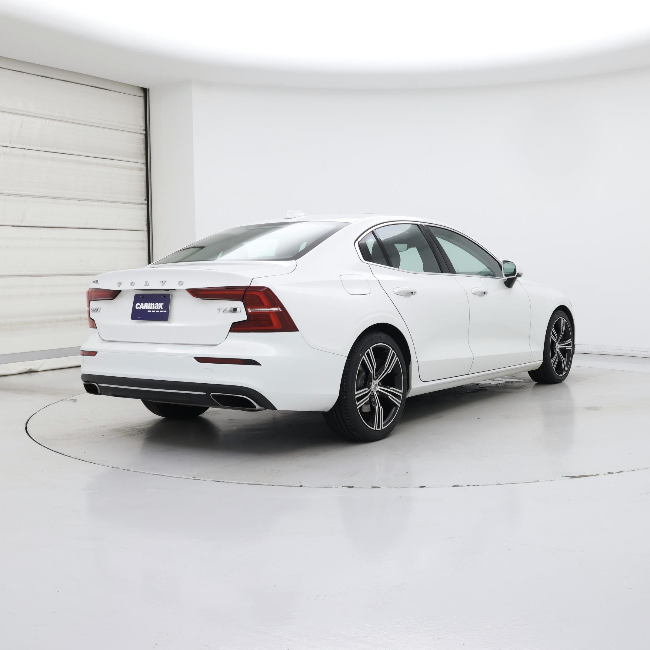 Thumbnail: 2020 Volvo S60 - 8