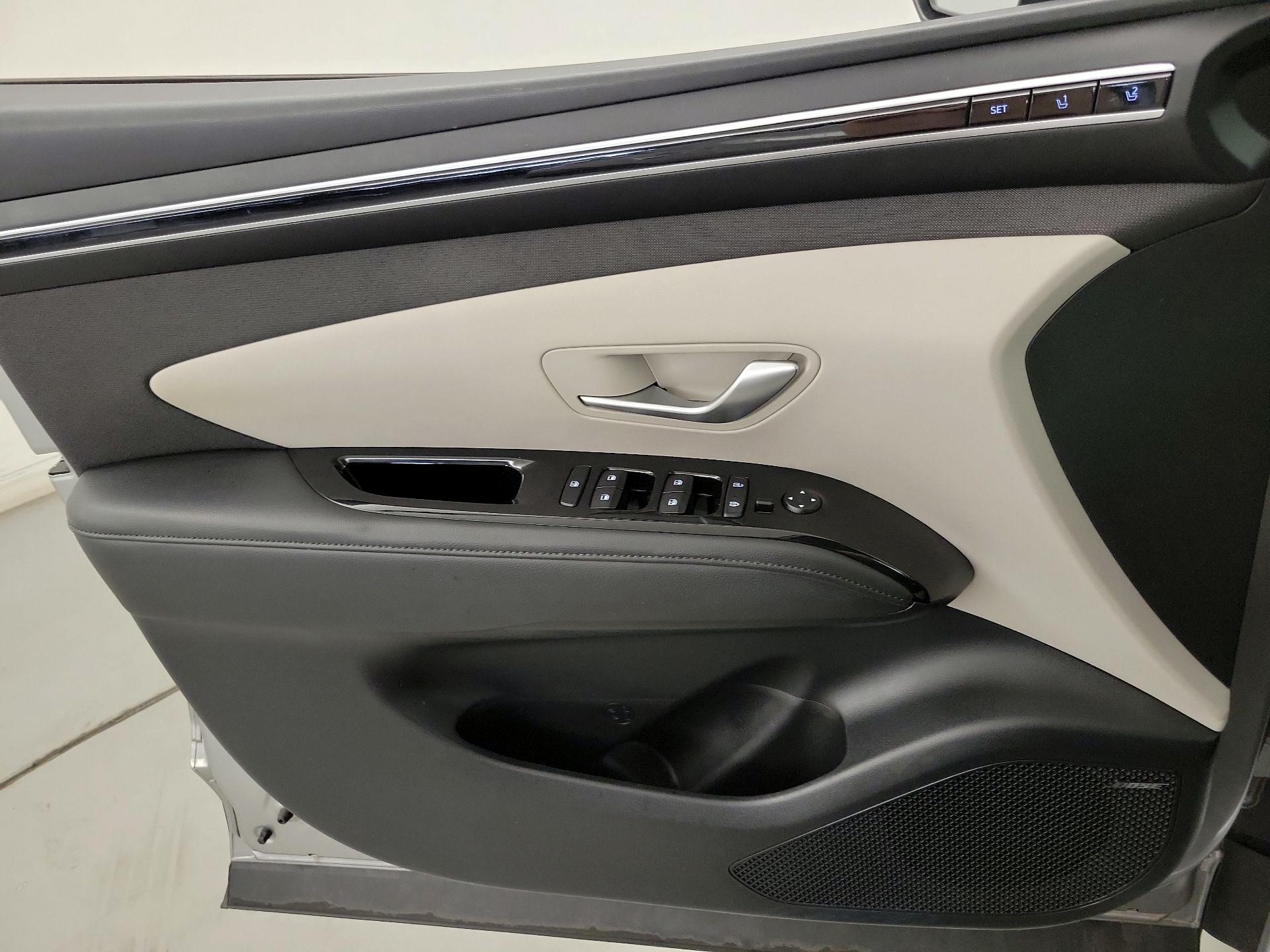 Thumbnail: 2022 Hyundai Tucson - 12