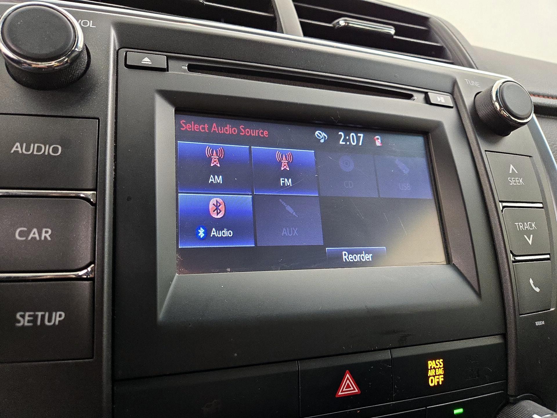 Thumbnail: 2016 Toyota Camry - 15