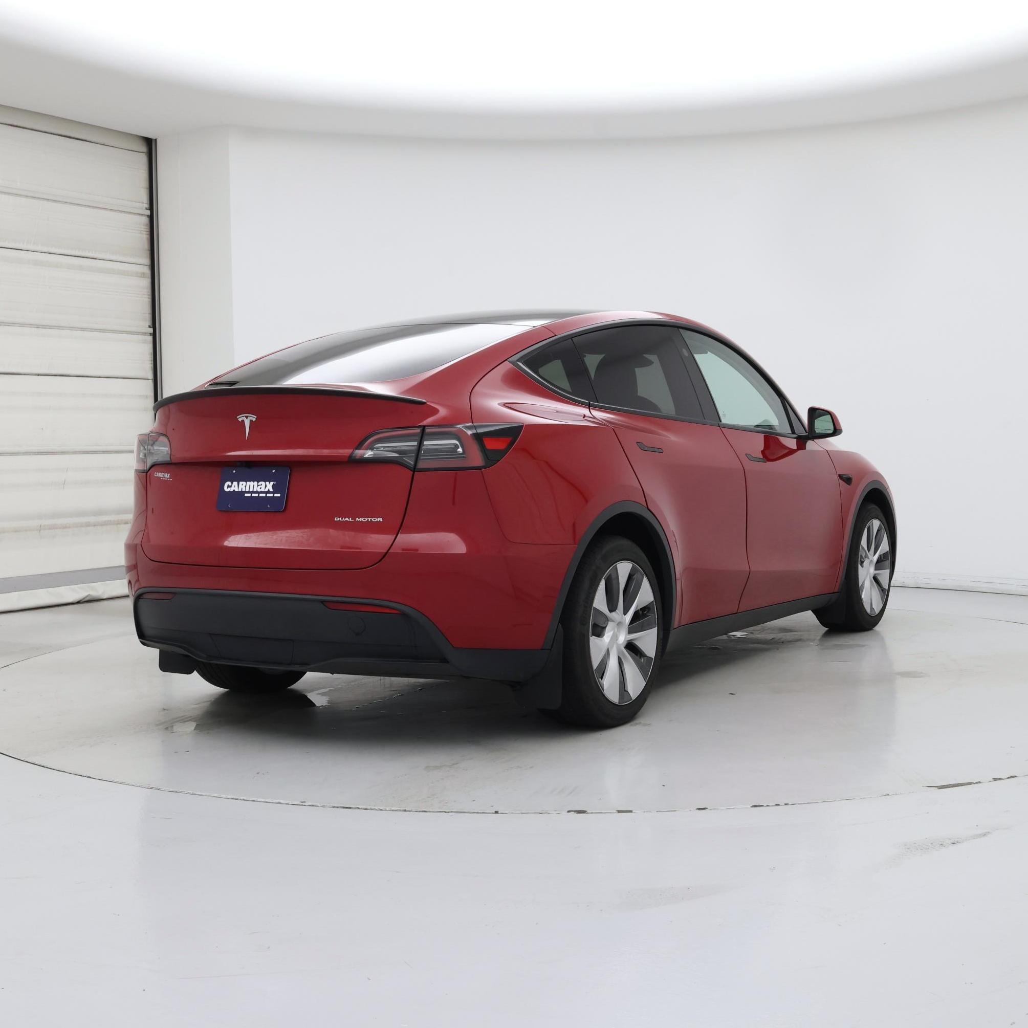 Thumbnail: 2023 Tesla Model Y - 8