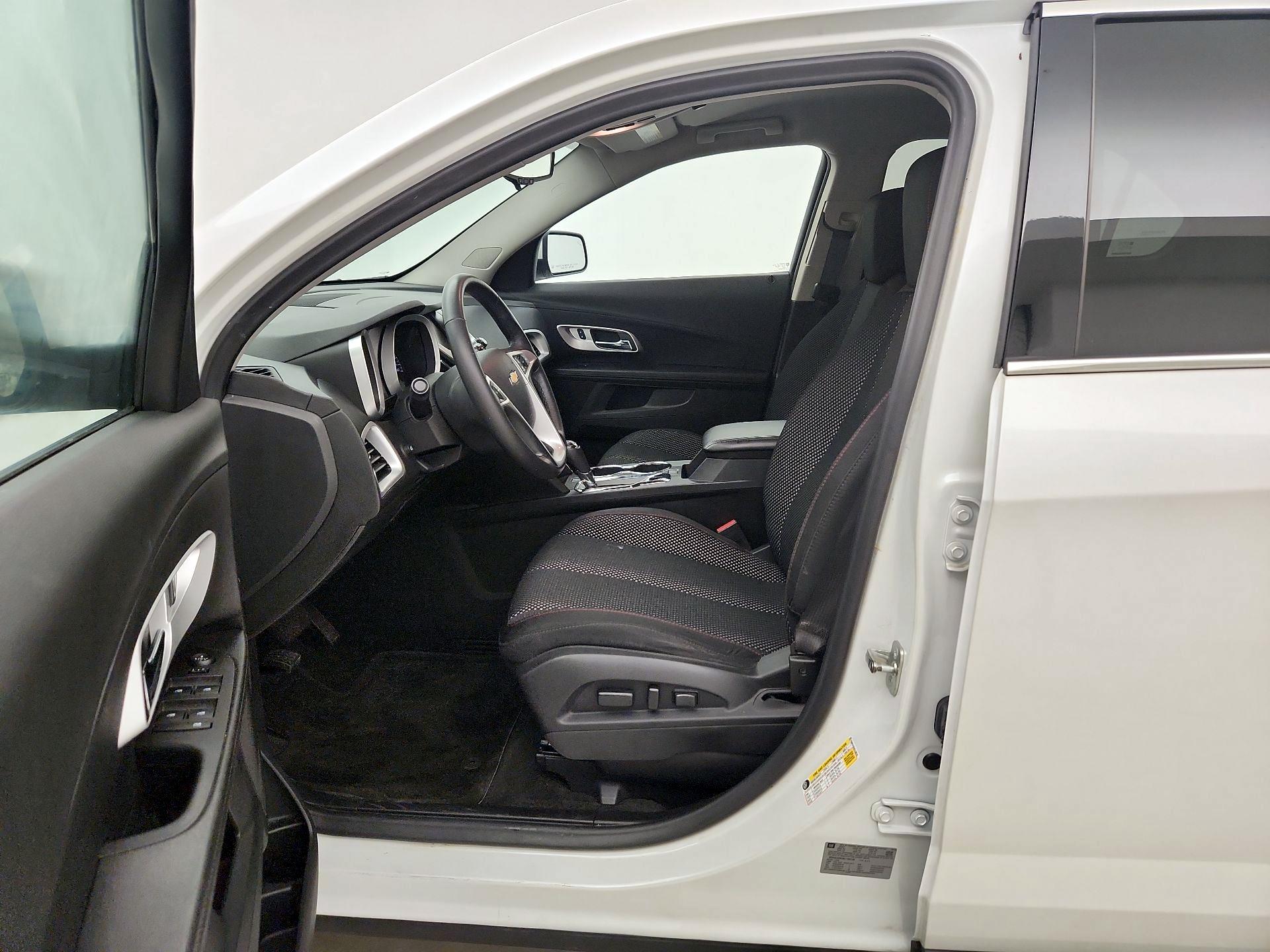 Thumbnail: 2016 Chevrolet Equinox - 11