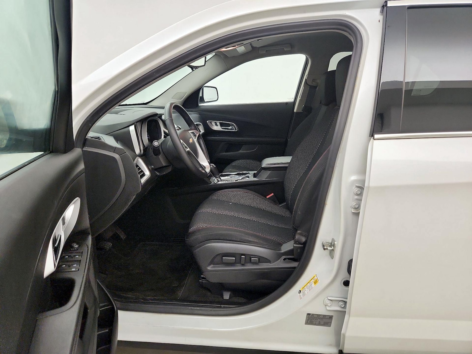 2016 Chevrolet Equinox LT - Photo 12