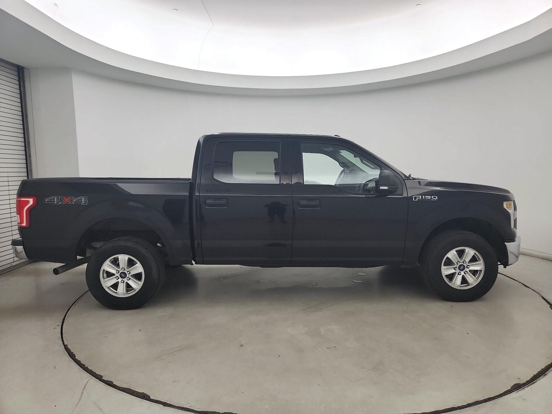 Thumbnail: 2017 Ford F-150 - 4