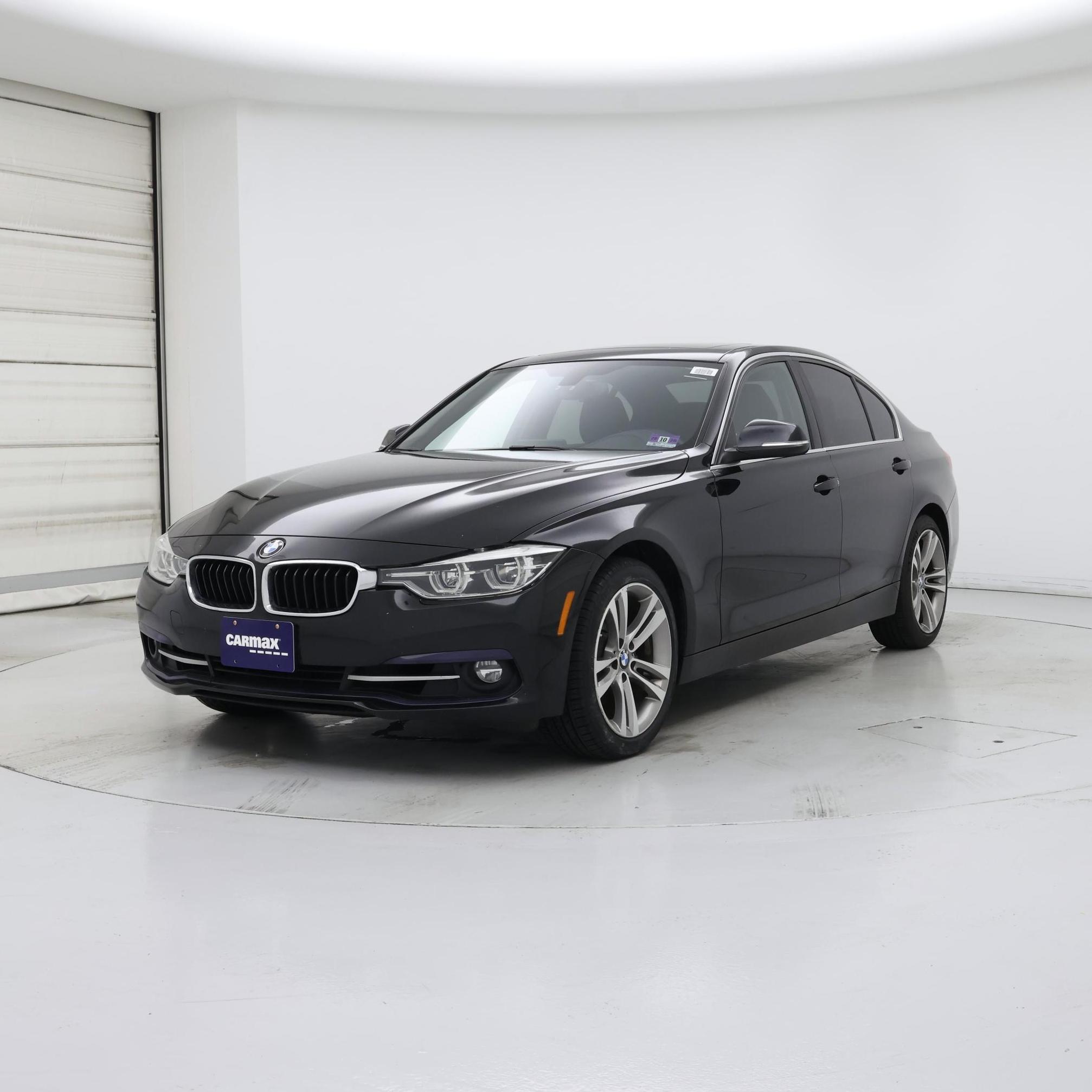 Thumbnail: 2018 BMW 3 Series - 4