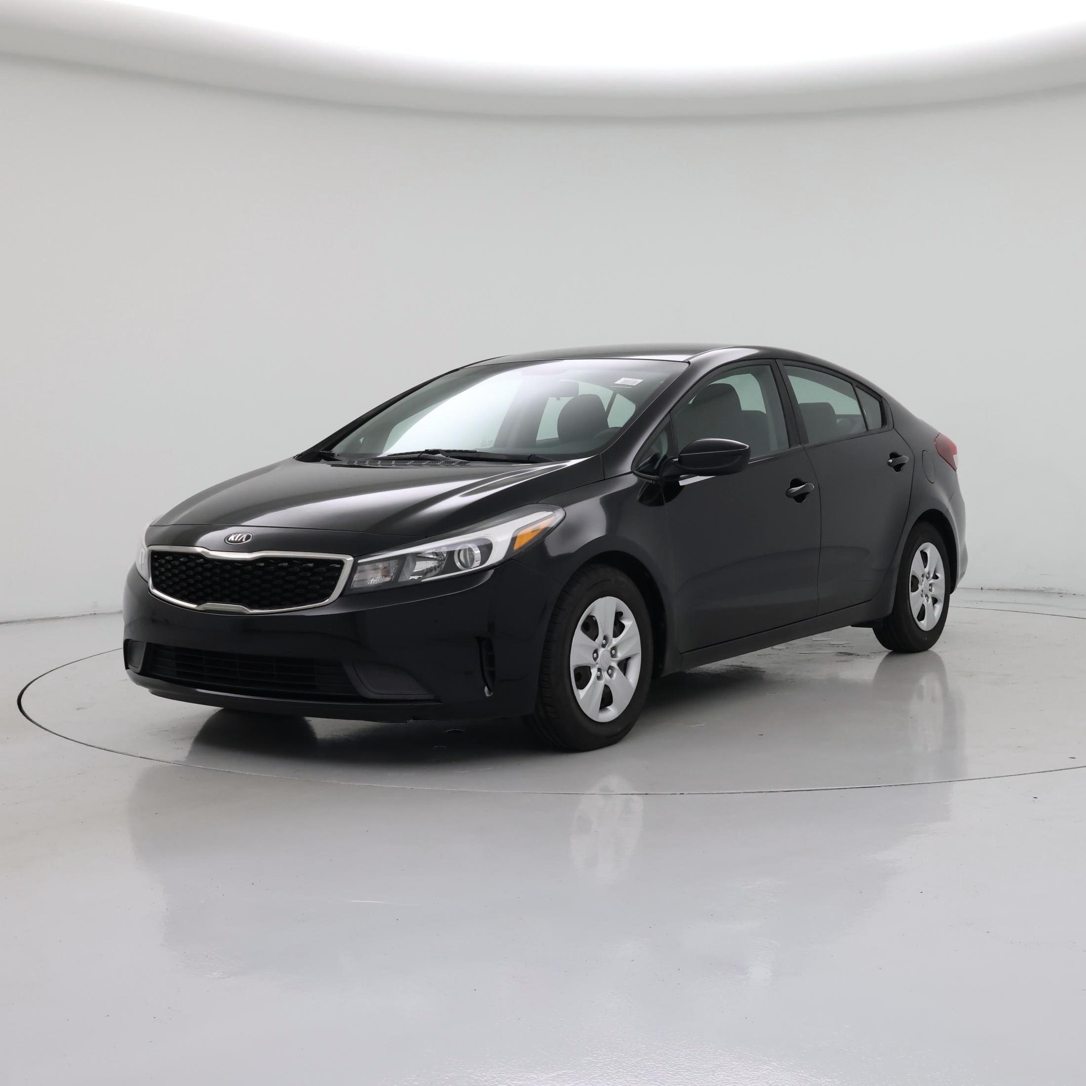 Thumbnail: 2017 Kia Forte - 4