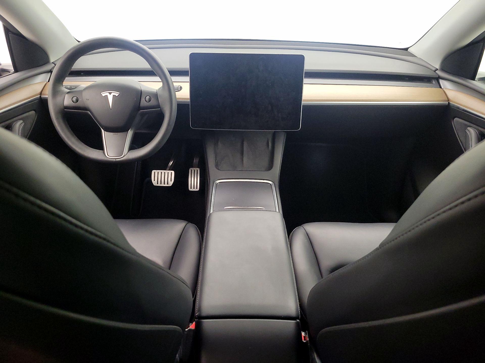 Thumbnail: 2022 Tesla Model Y - 9