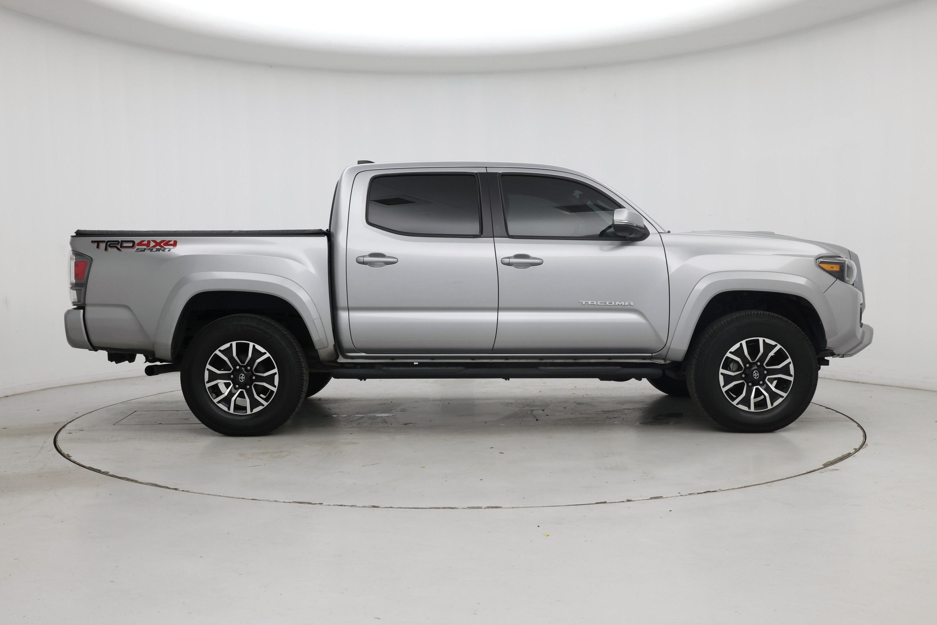 Thumbnail: 2021 Toyota Tacoma - 7