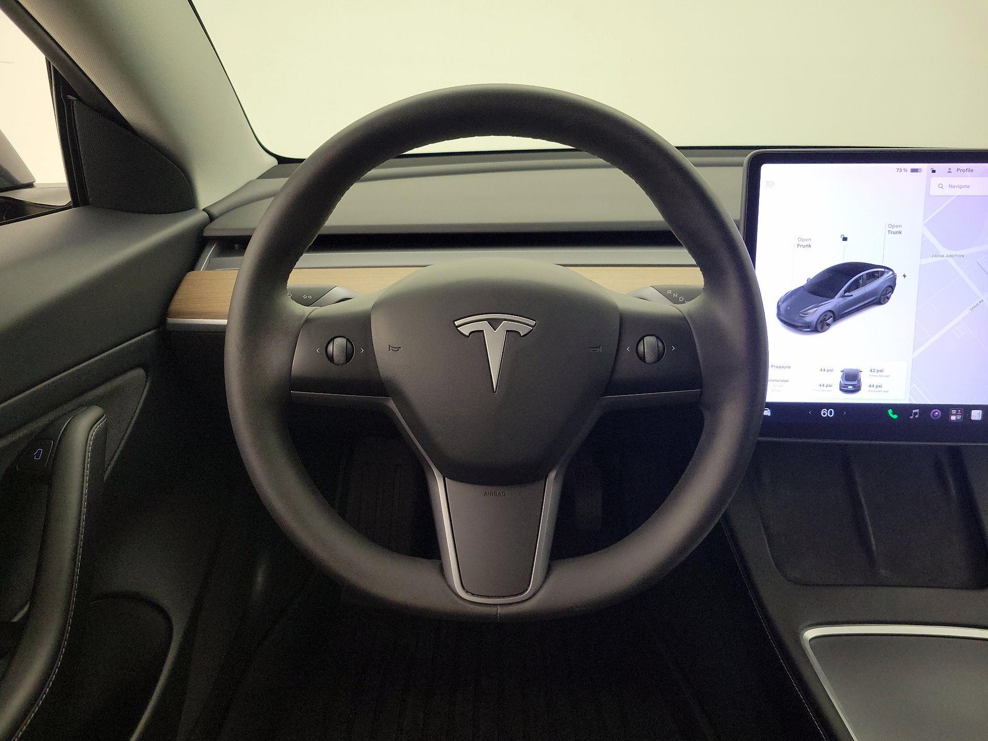 Thumbnail: 2021 Tesla Model 3 - 10