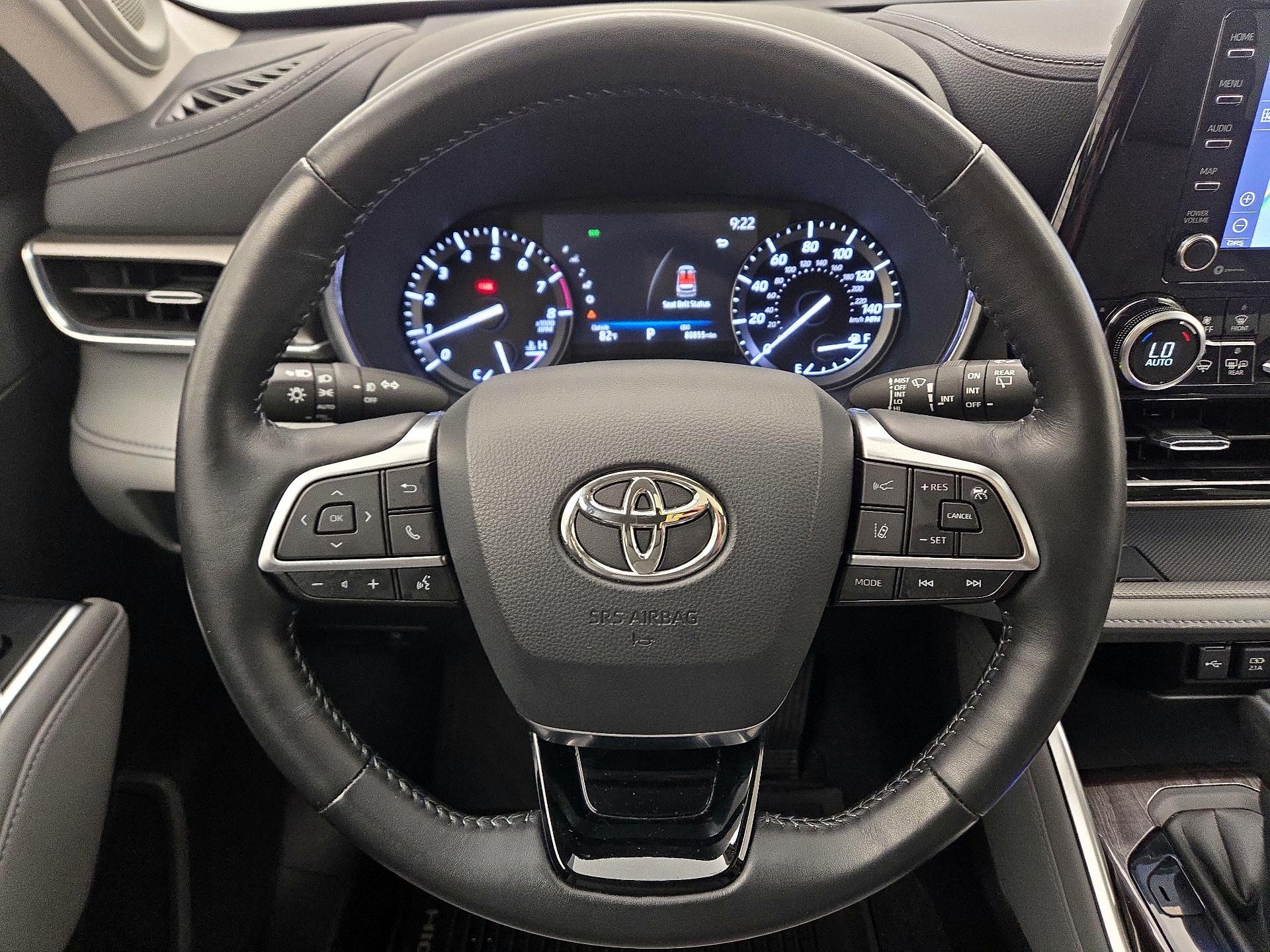 Thumbnail: 2020 Toyota Highlander - 10