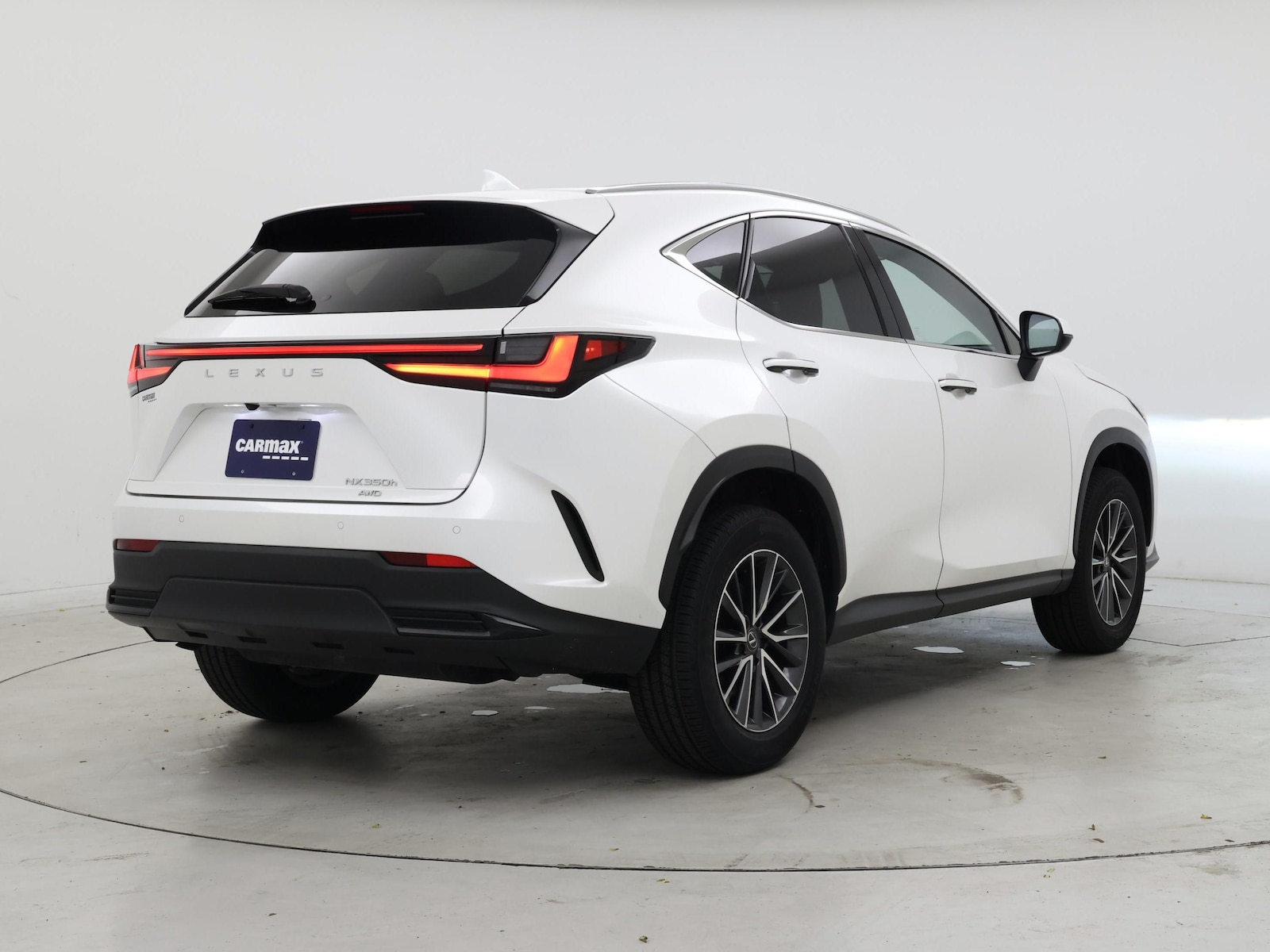 2025 Lexus NX Hybrid 350h - Photo 9
