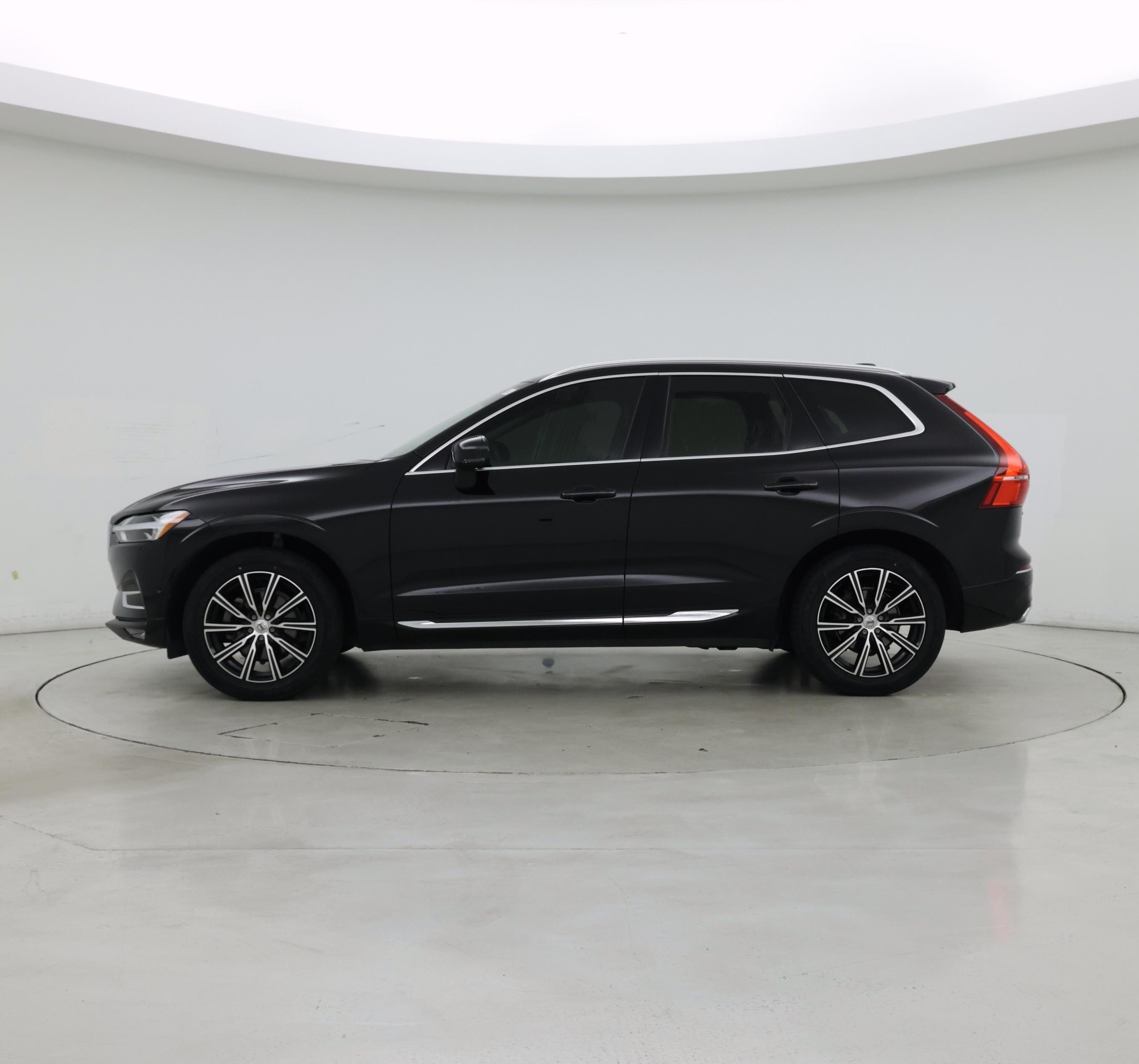 Thumbnail: 2019 Volvo XC60 - 3