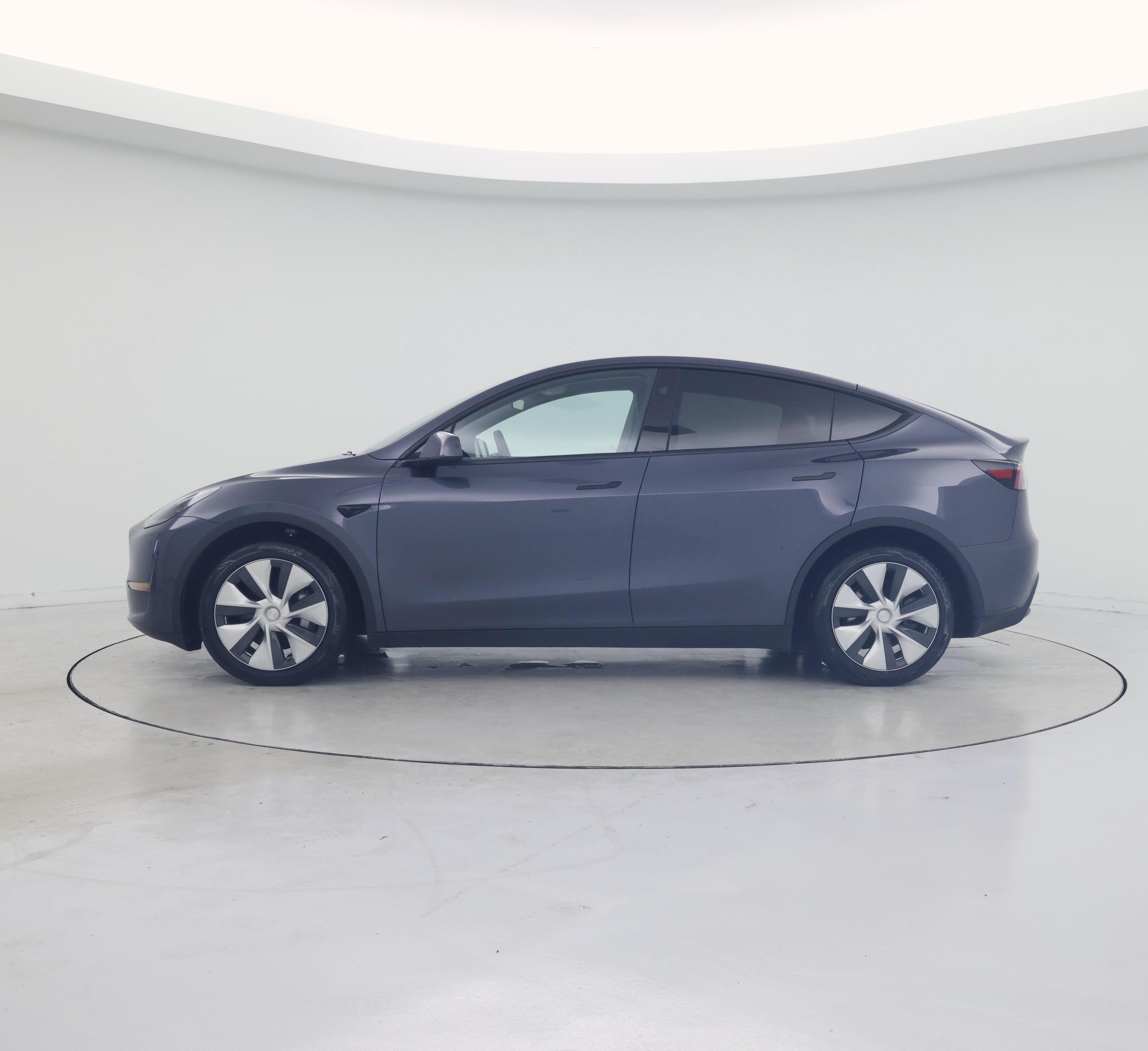 Thumbnail: 2023 Tesla Model Y - 3