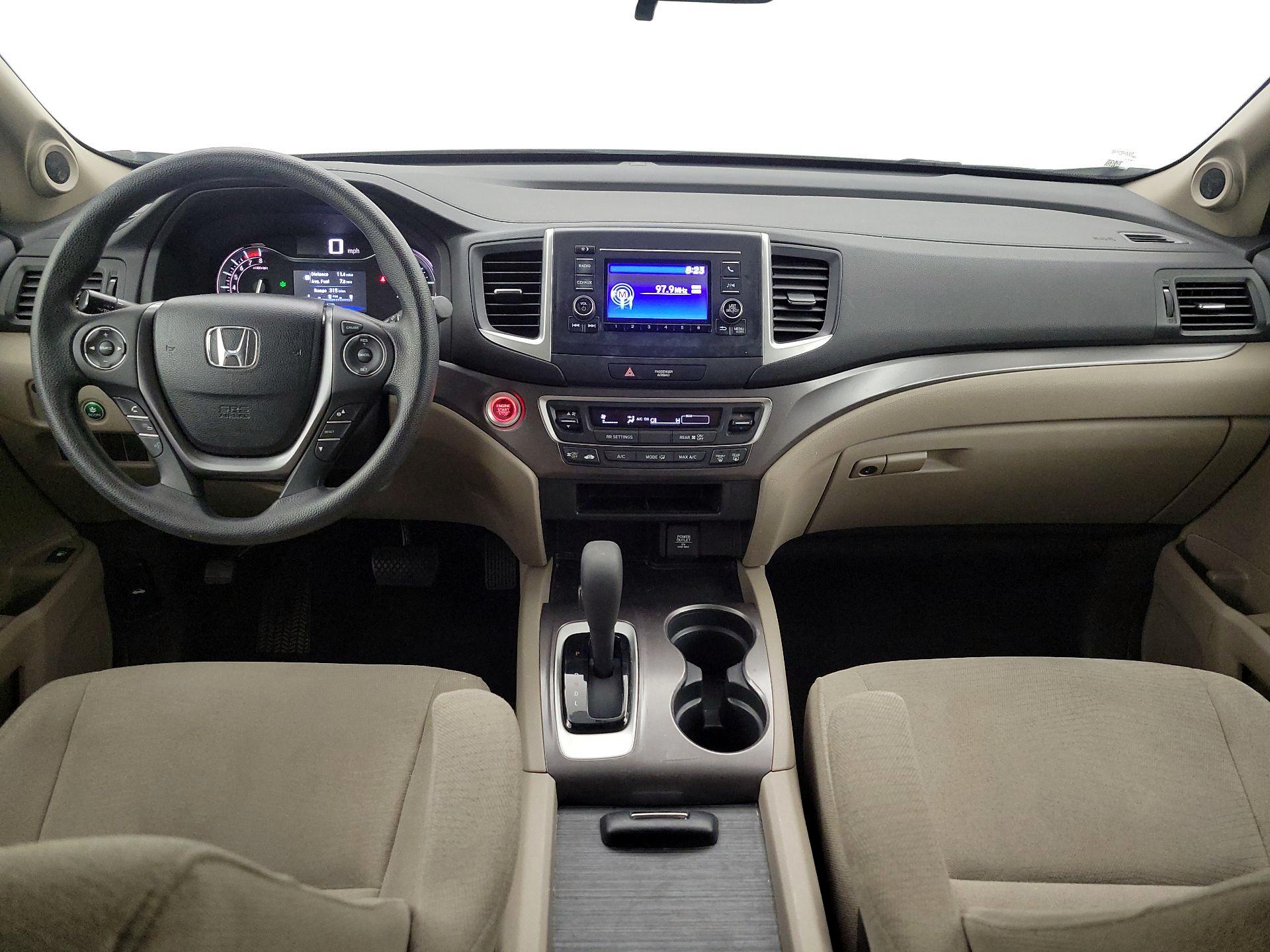 Thumbnail: 2016 Honda Pilot - 9