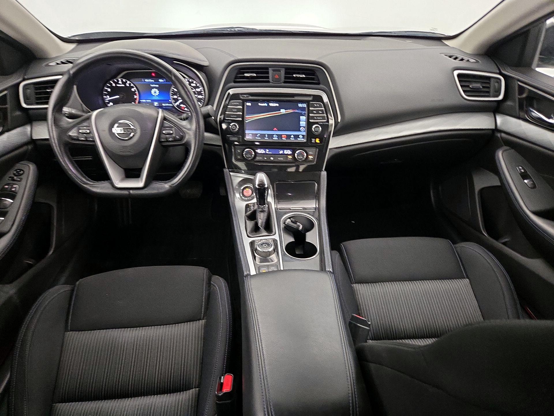 Thumbnail: 2016 Nissan Maxima - 9