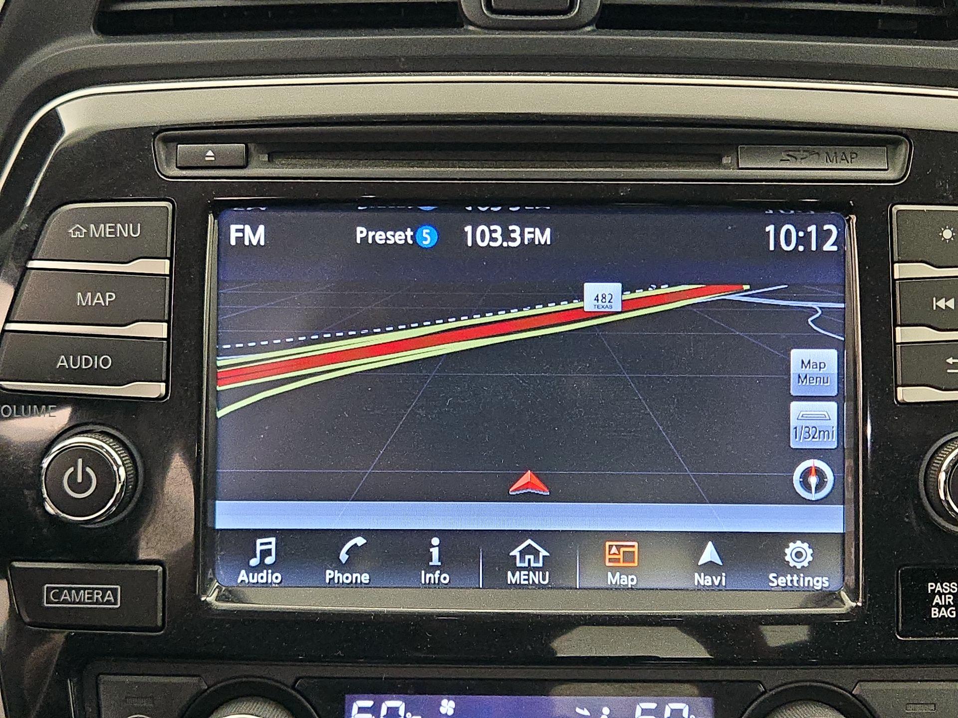 Thumbnail: 2016 Nissan Maxima - 14
