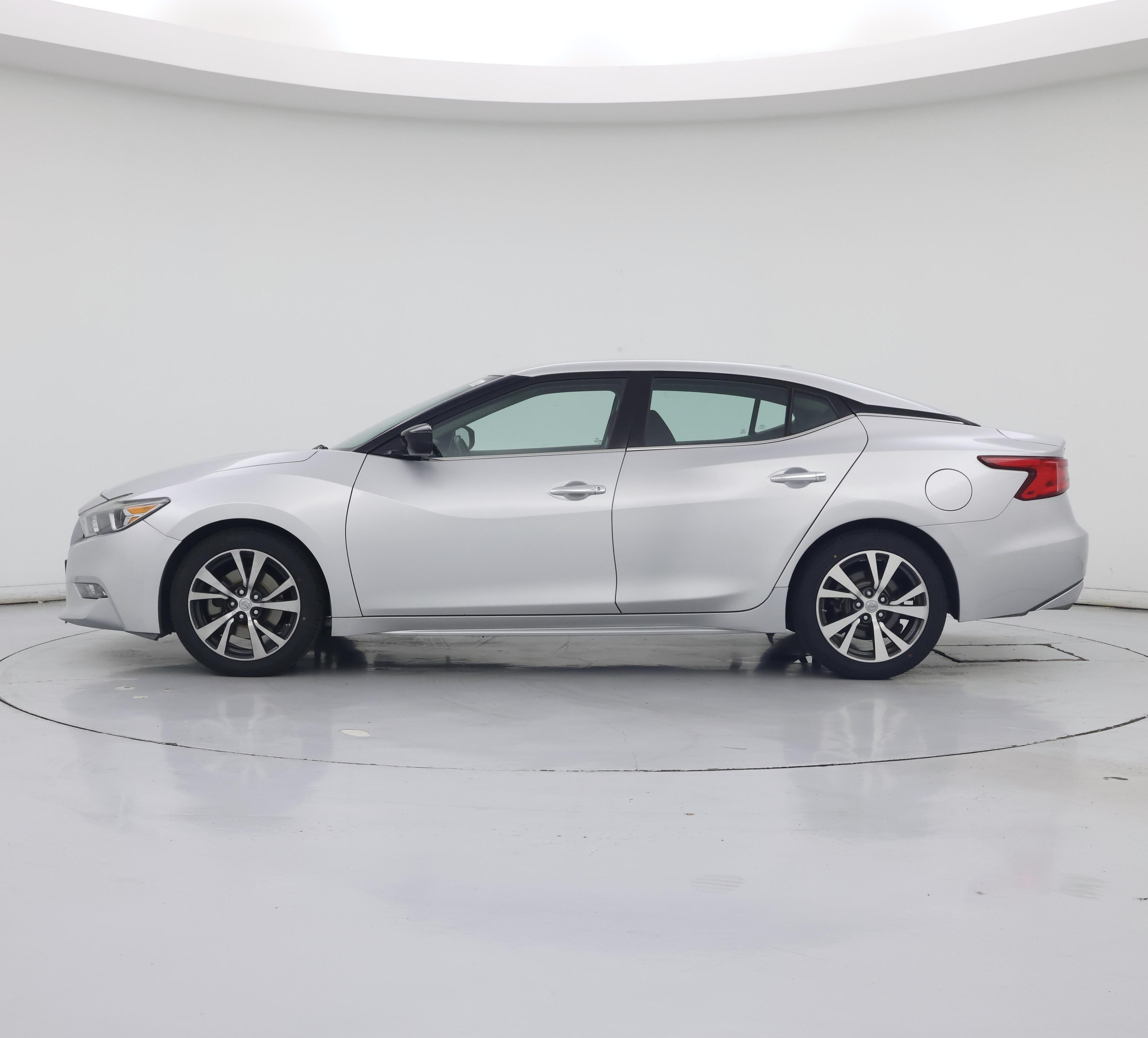 Thumbnail: 2016 Nissan Maxima - 3