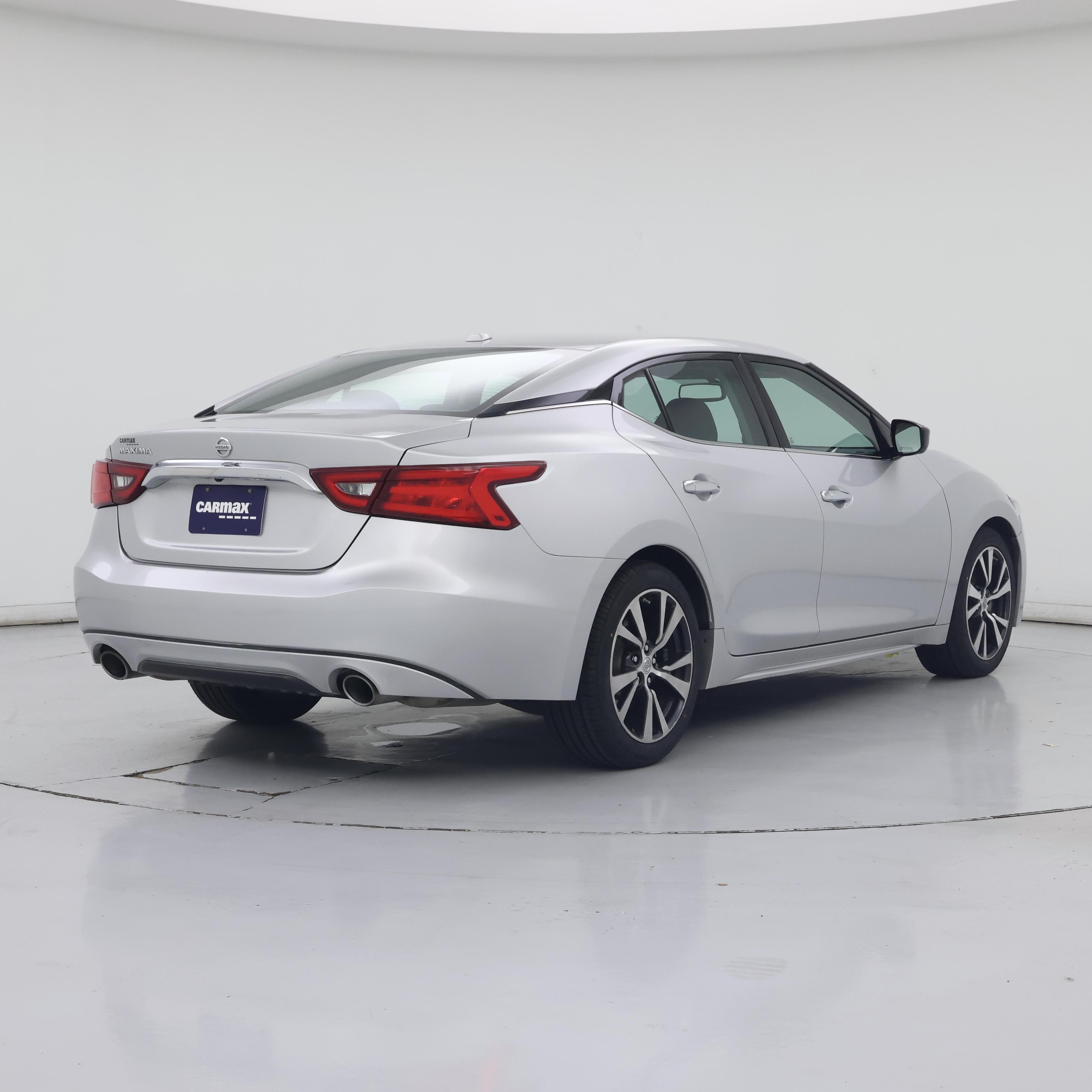 Thumbnail: 2016 Nissan Maxima - 8
