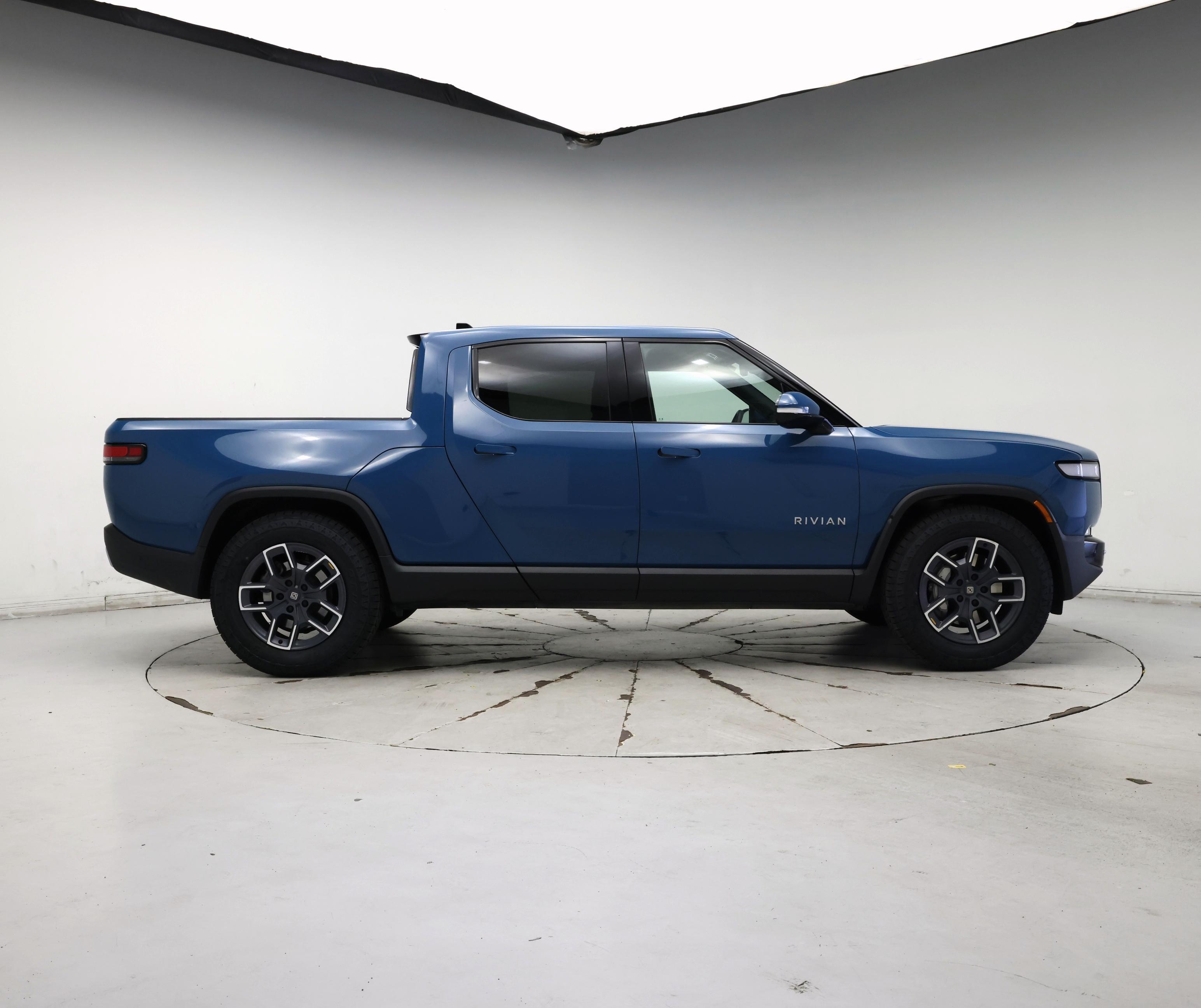 Thumbnail: 2023 Rivian R1T - 7