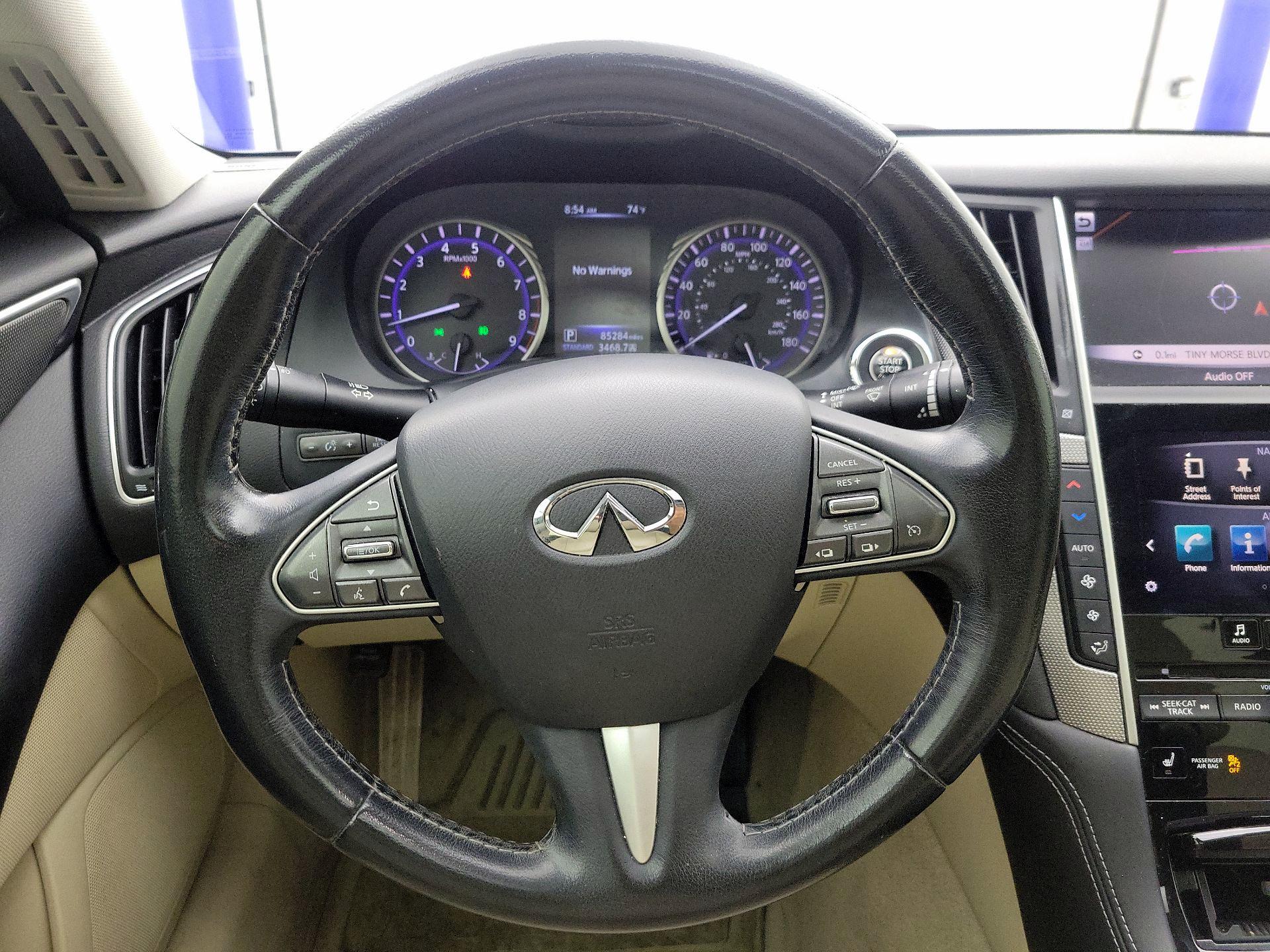 Thumbnail: 2015 INFINITI Q50 - 10