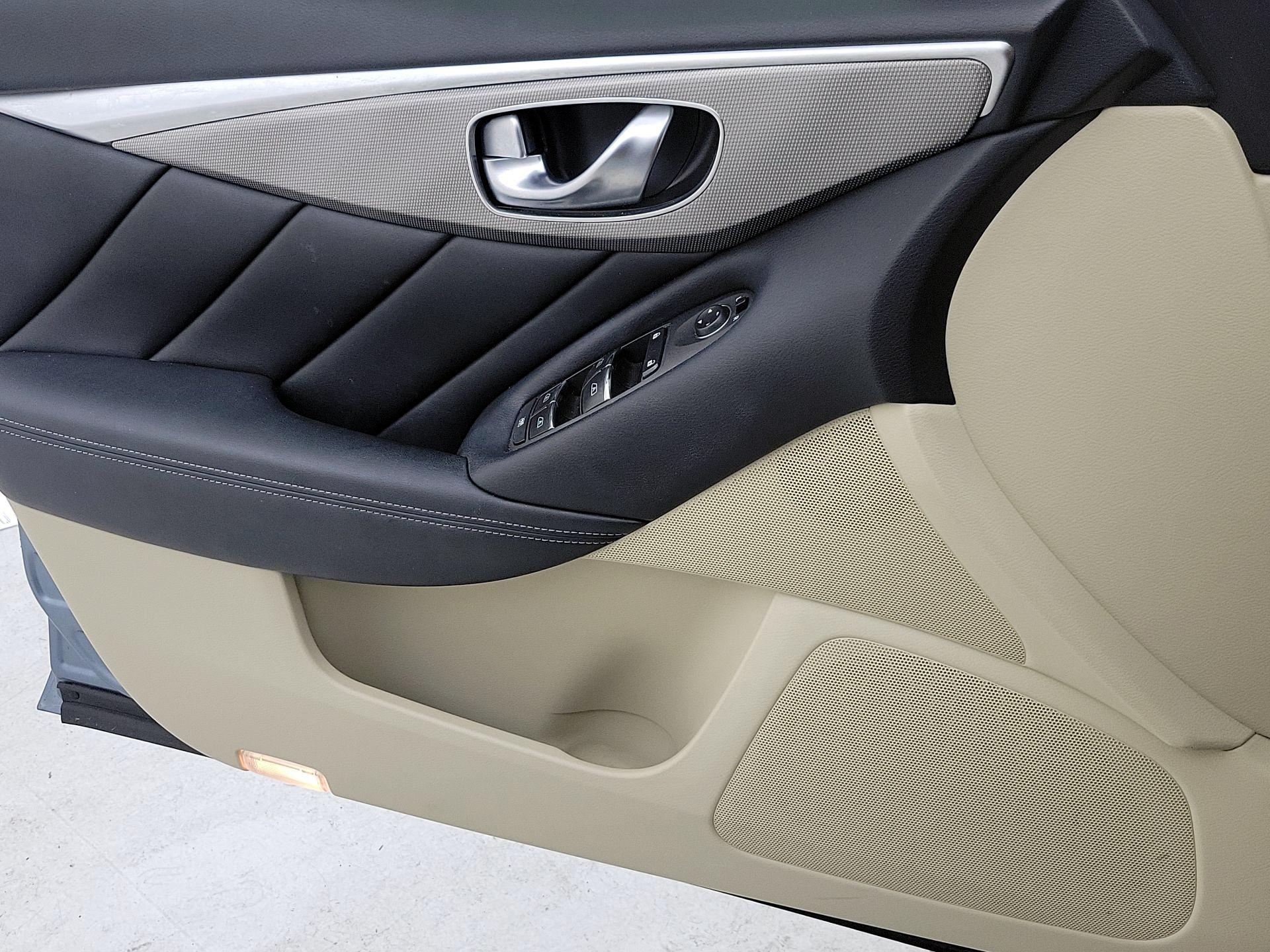 Thumbnail: 2015 INFINITI Q50 - 12
