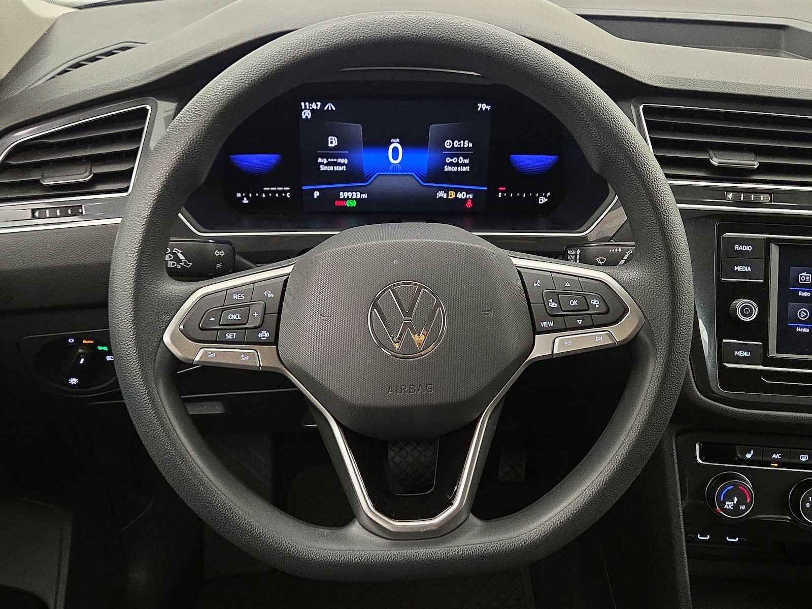 2022 Volkswagen Tiguan S - Photo 11
