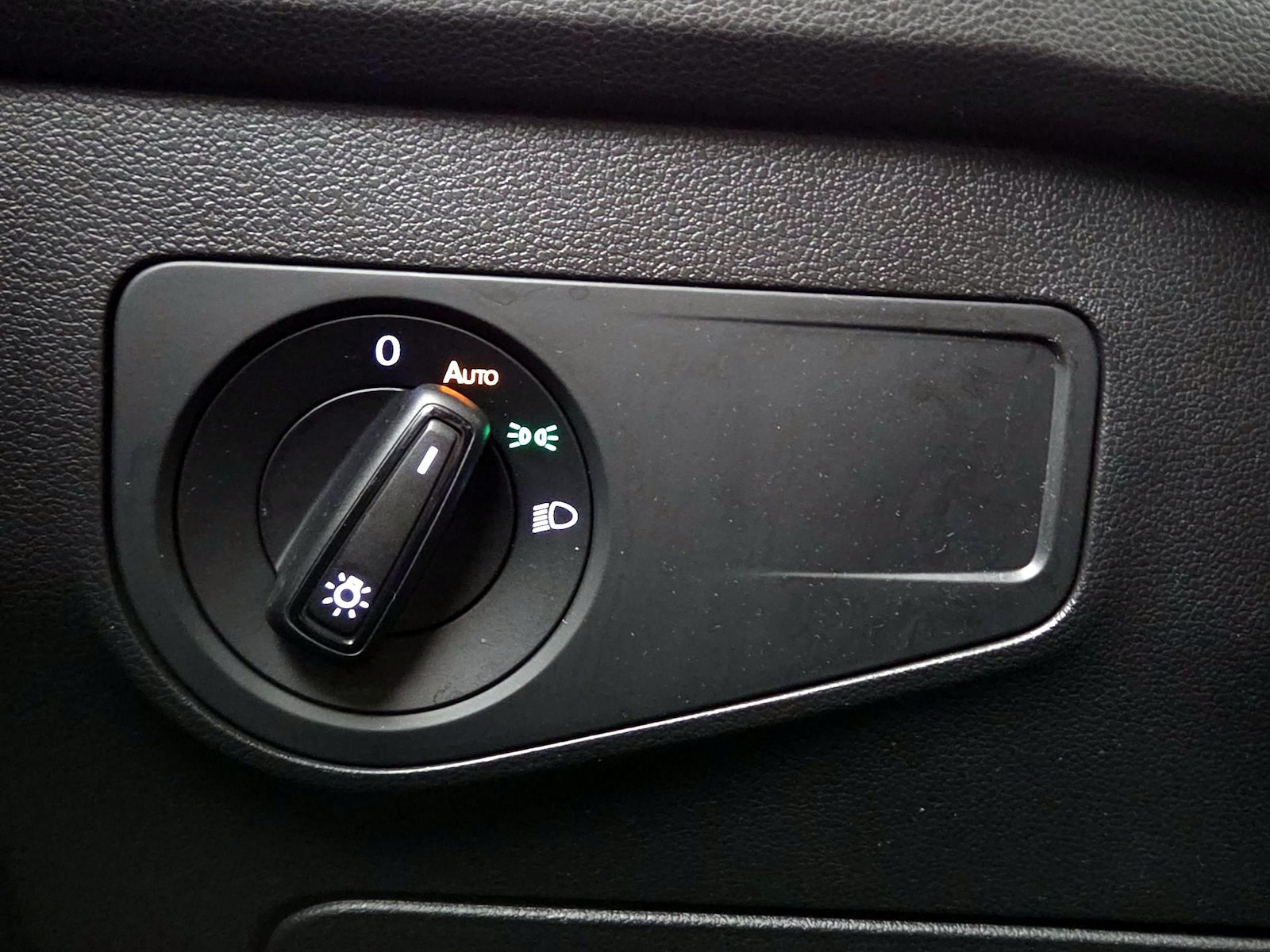 2022 Volkswagen Tiguan S - Photo 14